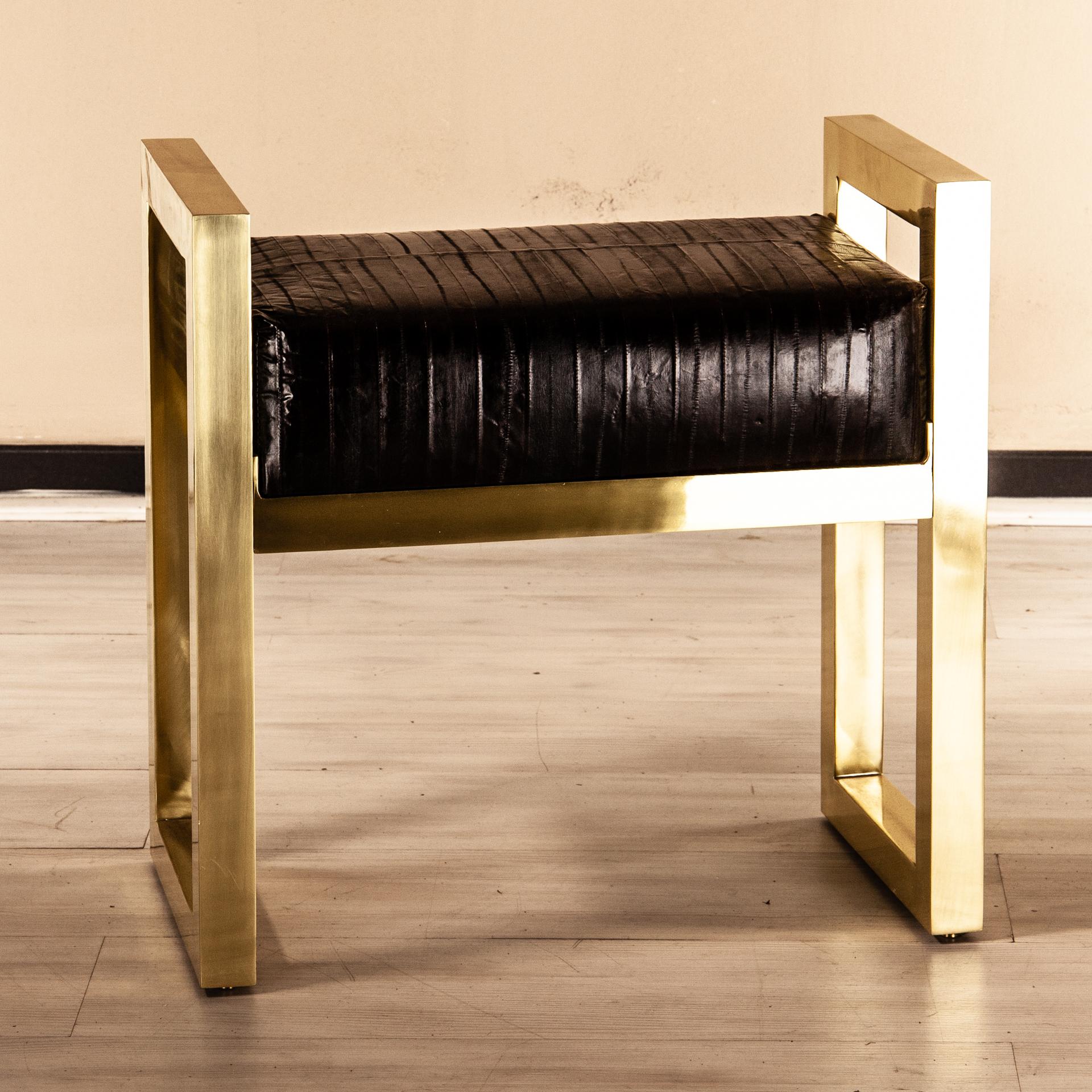 Selezioni Domus Florence Bench Stool Agrife Solid Brass and Natural Eel Leather For Sale 1