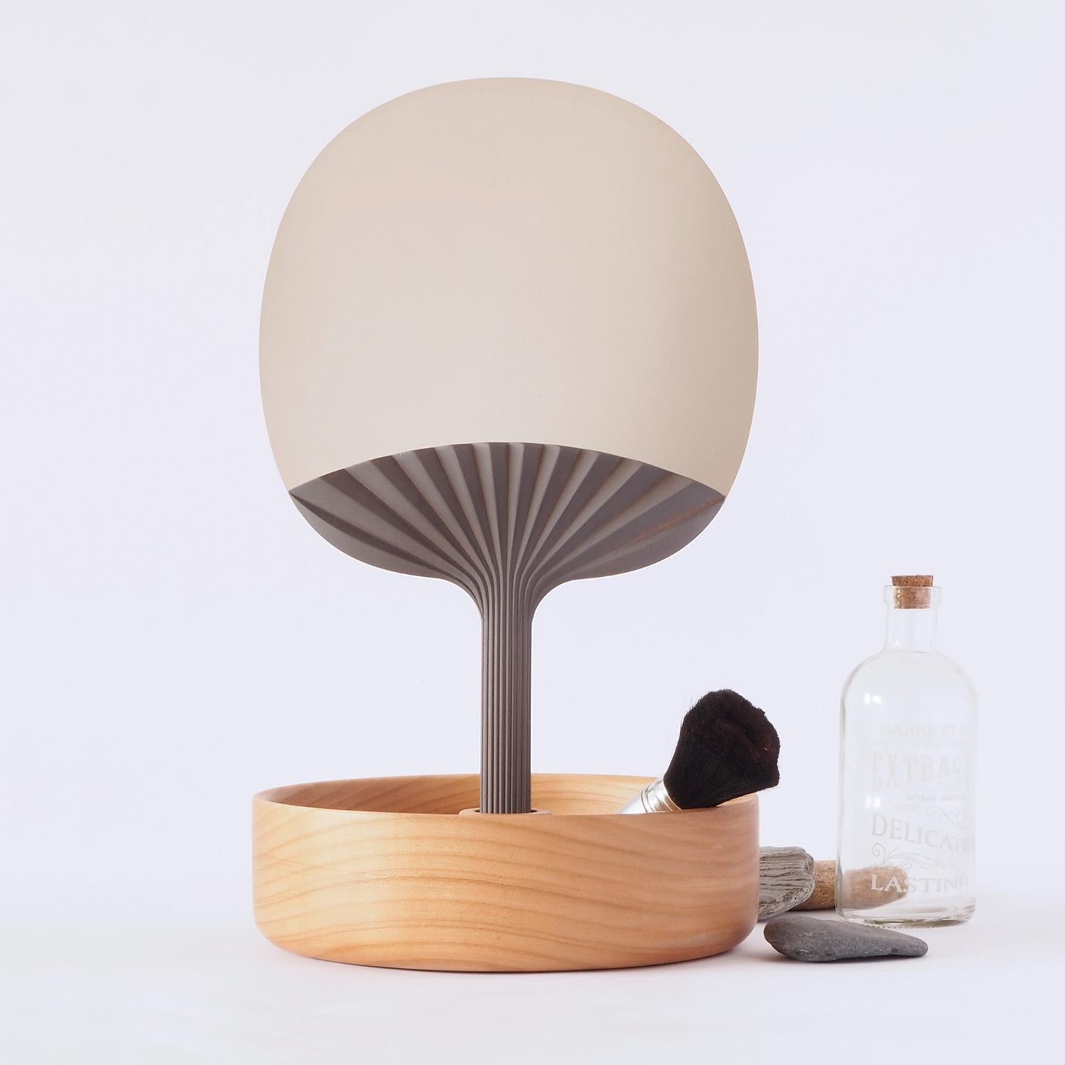 Hand fan mirror with table base
Designed by Studio Lido
Made in Italy

Our decorative mirror is inspired by the fan proposes the mirror as a feminine accessory symbol of luxury and beauty. 

The lightness and harmony of the wrinkles of paper