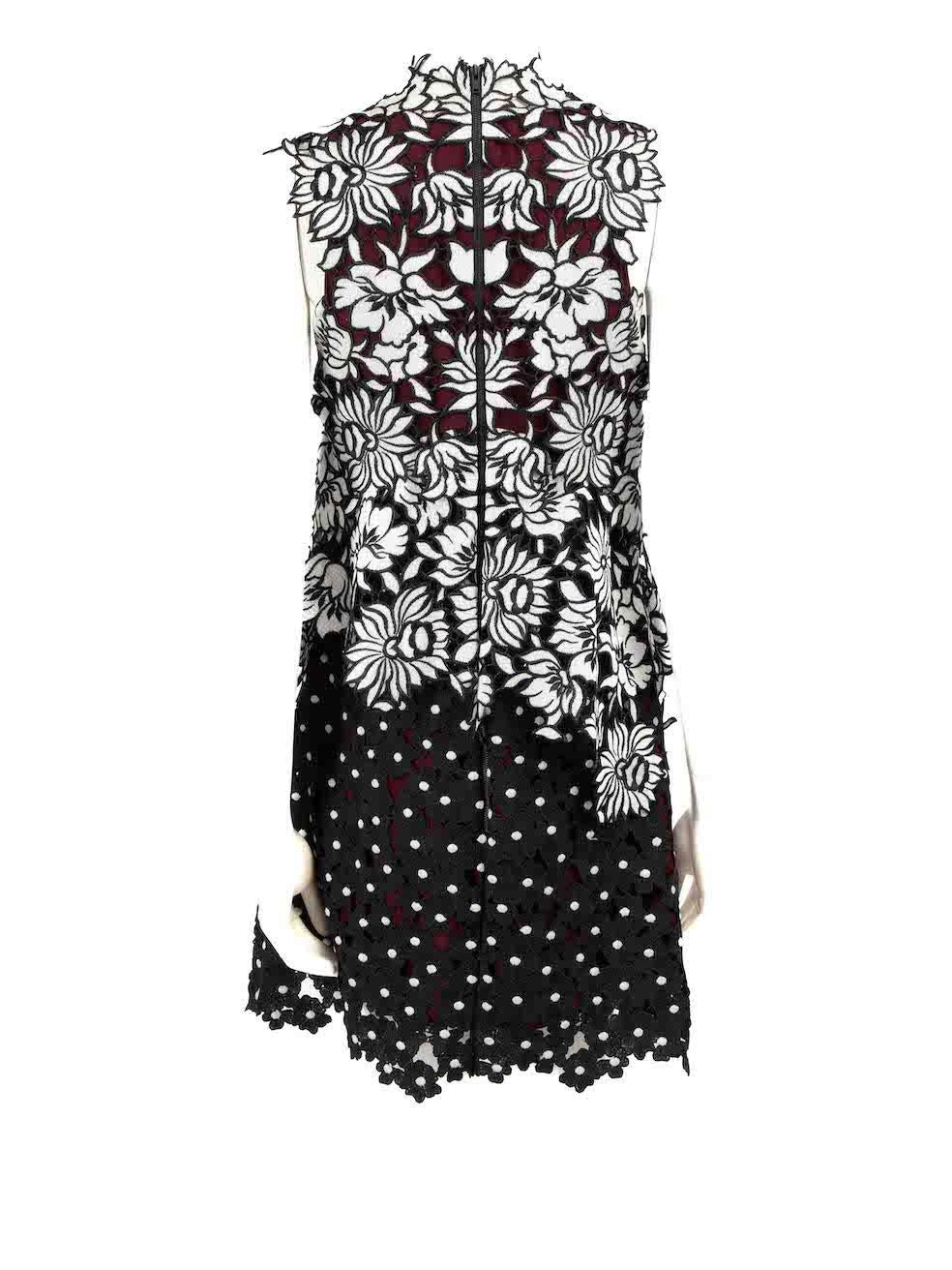 Self-Portrait Black Floral Lace Dress Size M In Excellent Condition For Sale In London, GB