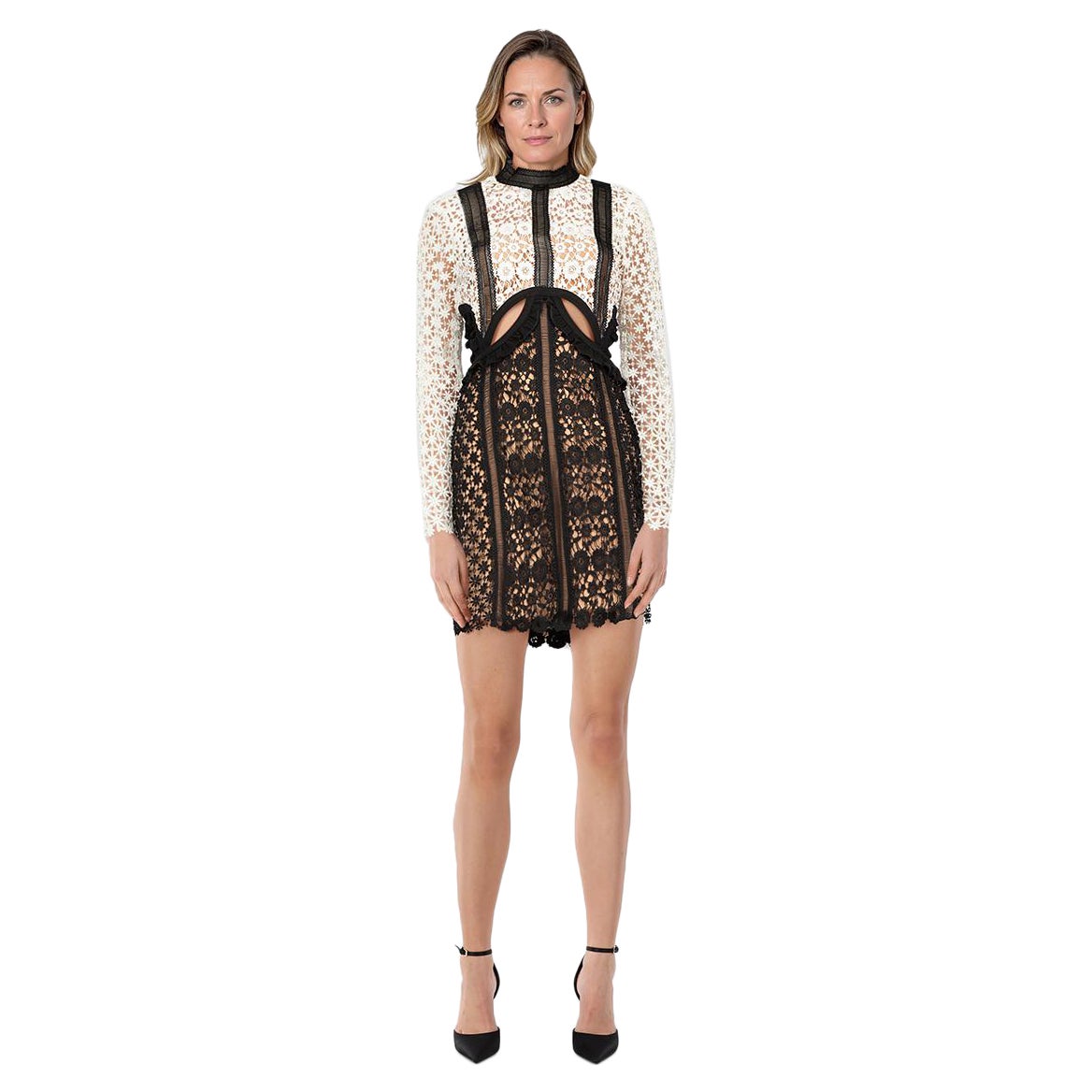 Self-Portrait Schwarz-Weißes ausgeschnittenes Kleid Größe L im Angebot