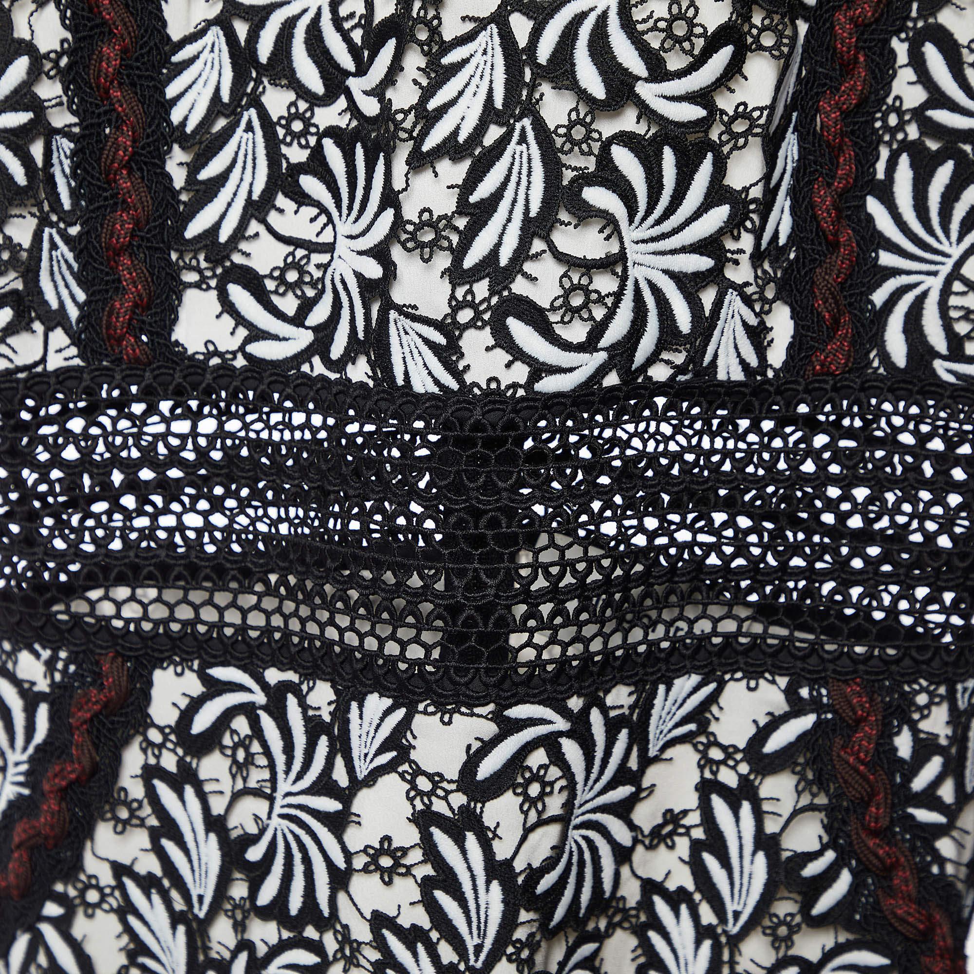 Self-Portrait Black/White Lace Sleeveless Midi Dress M In New Condition In Dubai, Al Qouz 2