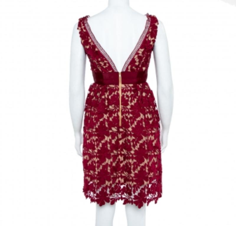 Brown Self-Portrait Burgundy Guipure Lace Plunge Neck Detail Short Dress S For Sale