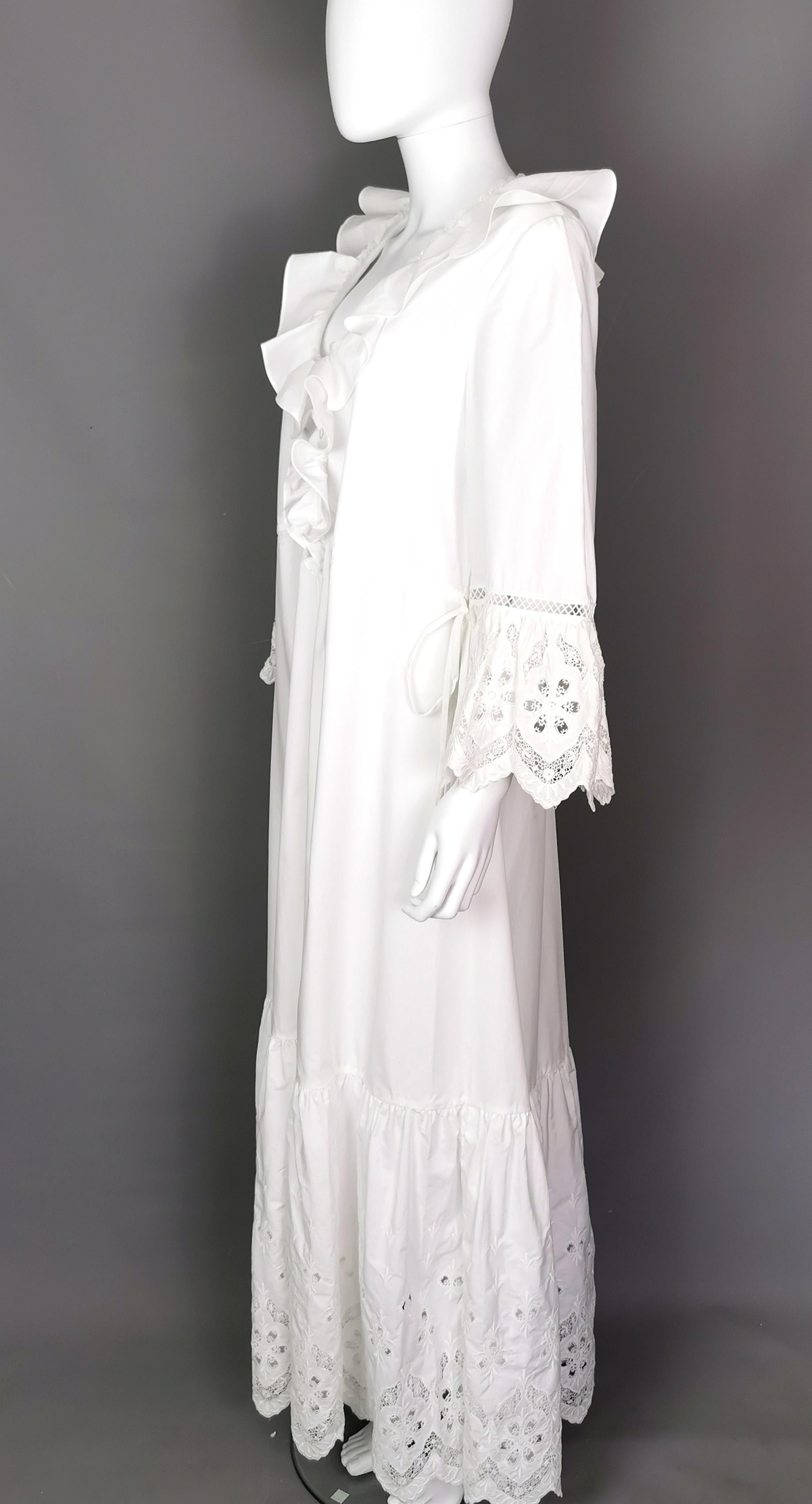 Self Portrait cotton maxi dress, Broderie Anglaise  In Good Condition For Sale In NEWARK, GB