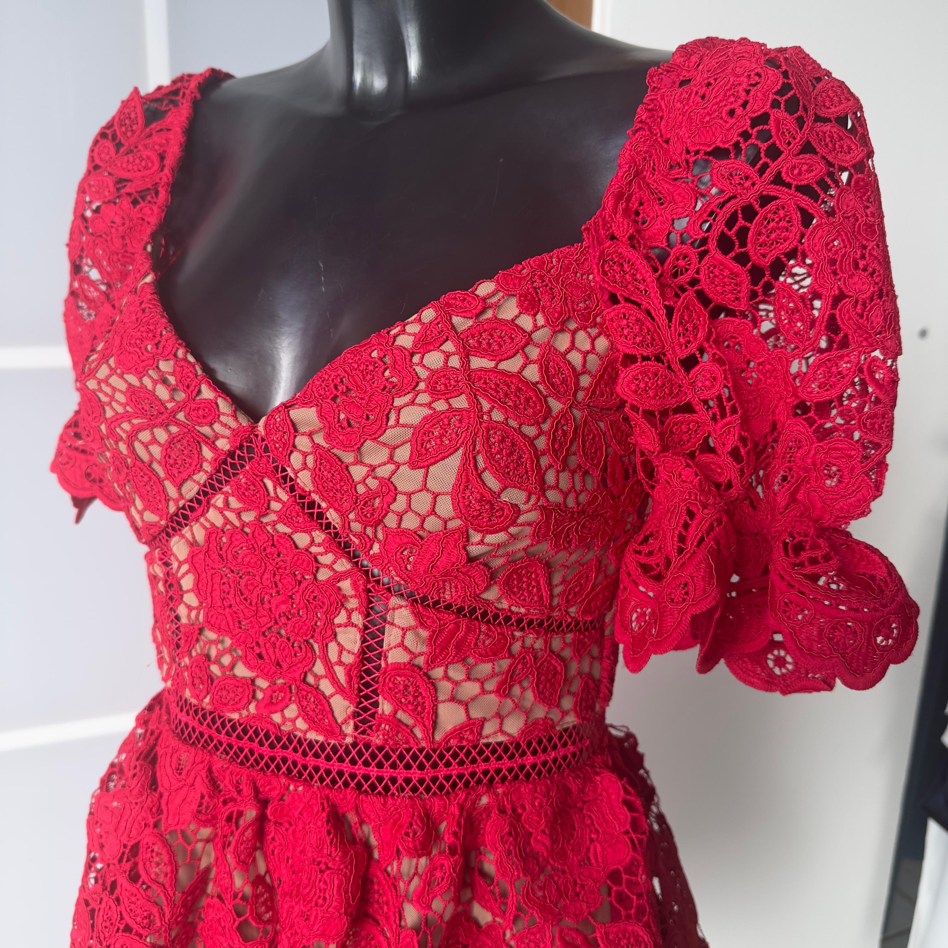 Self-Portrait mini vestido de encaje rojo, colección 2020 en venta 9