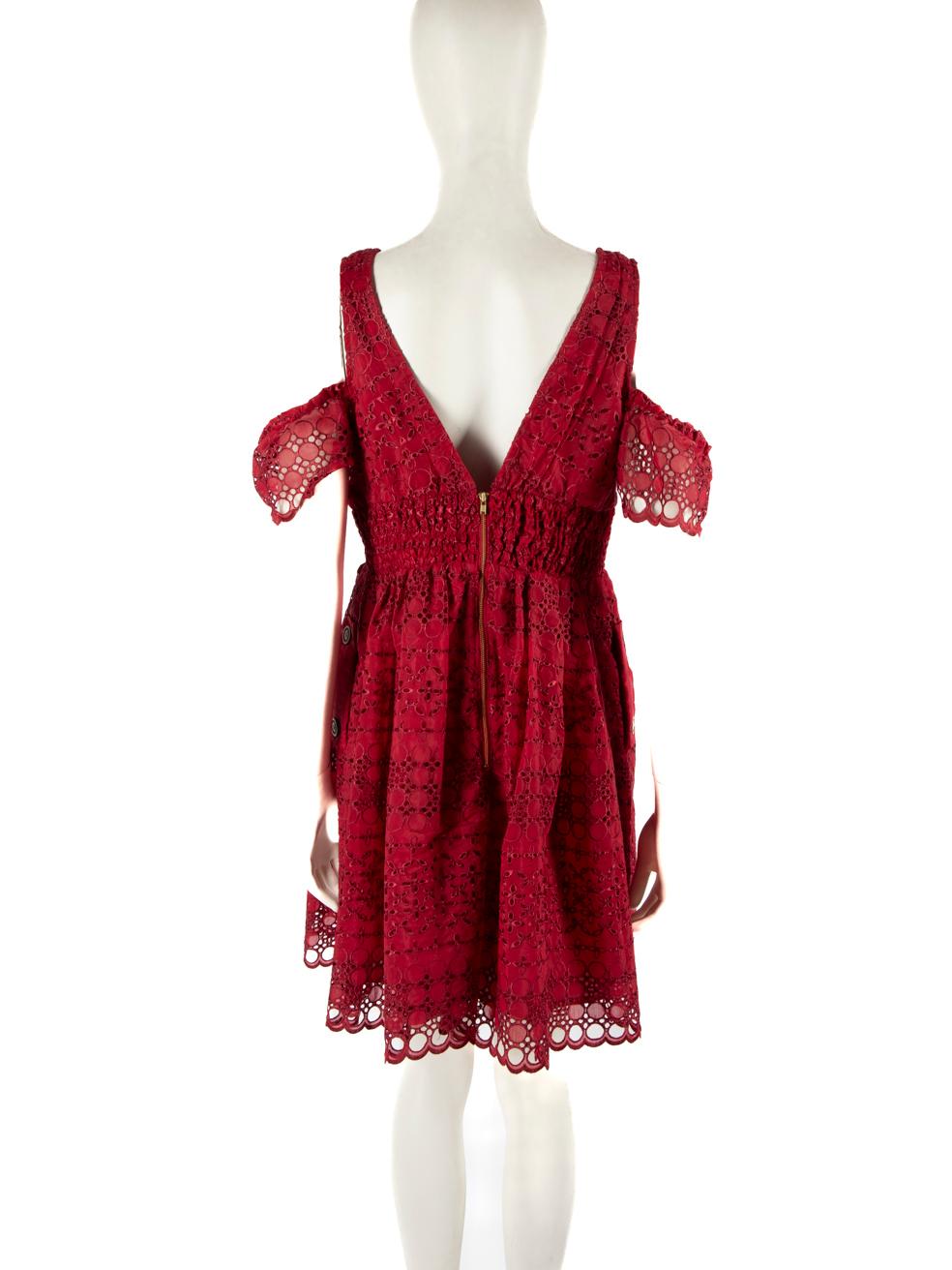 Self-Portrait Vestido Broderie Hombros Fríos Rojo Talla XL en Excelente estado para la venta en London, GB