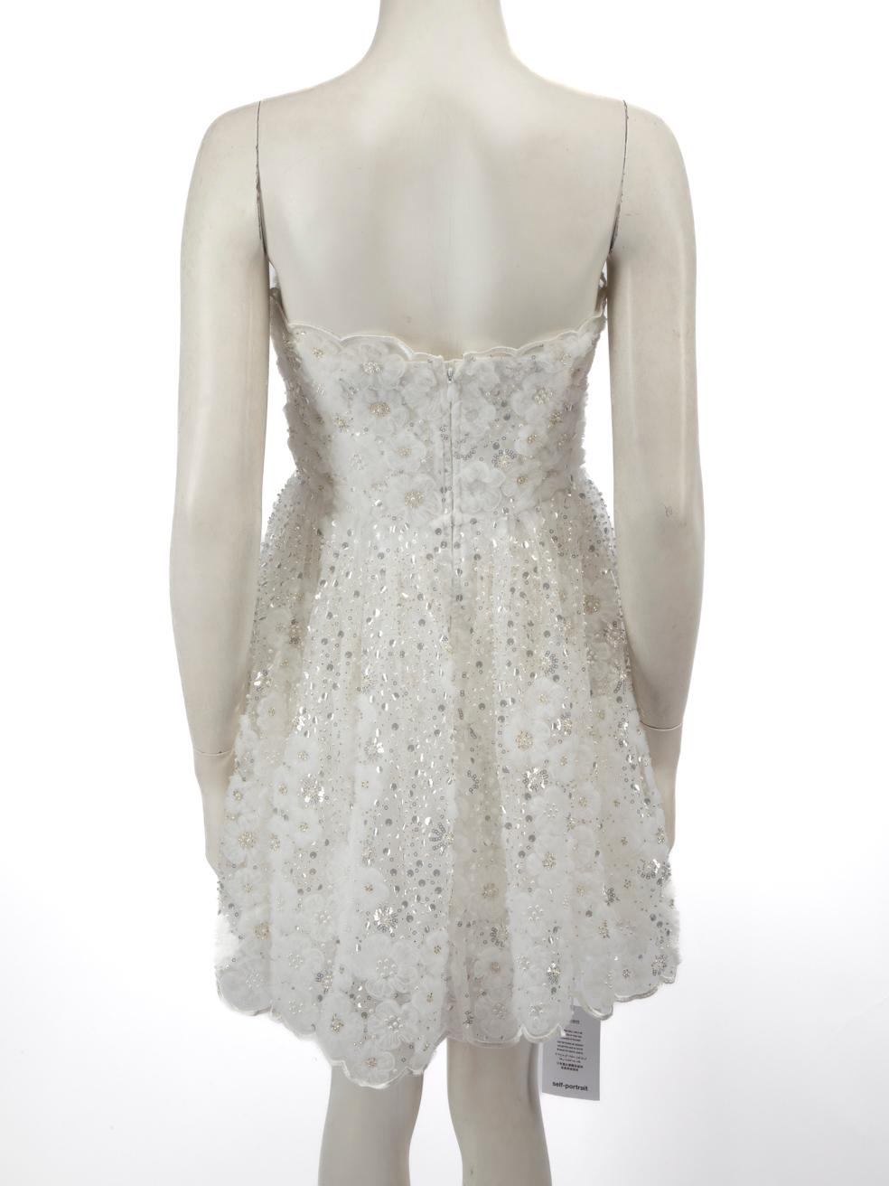 Self-Portrait Mini Vestido Bandeau Blanco de Lentejuelas y Cuentas Talla S Gris