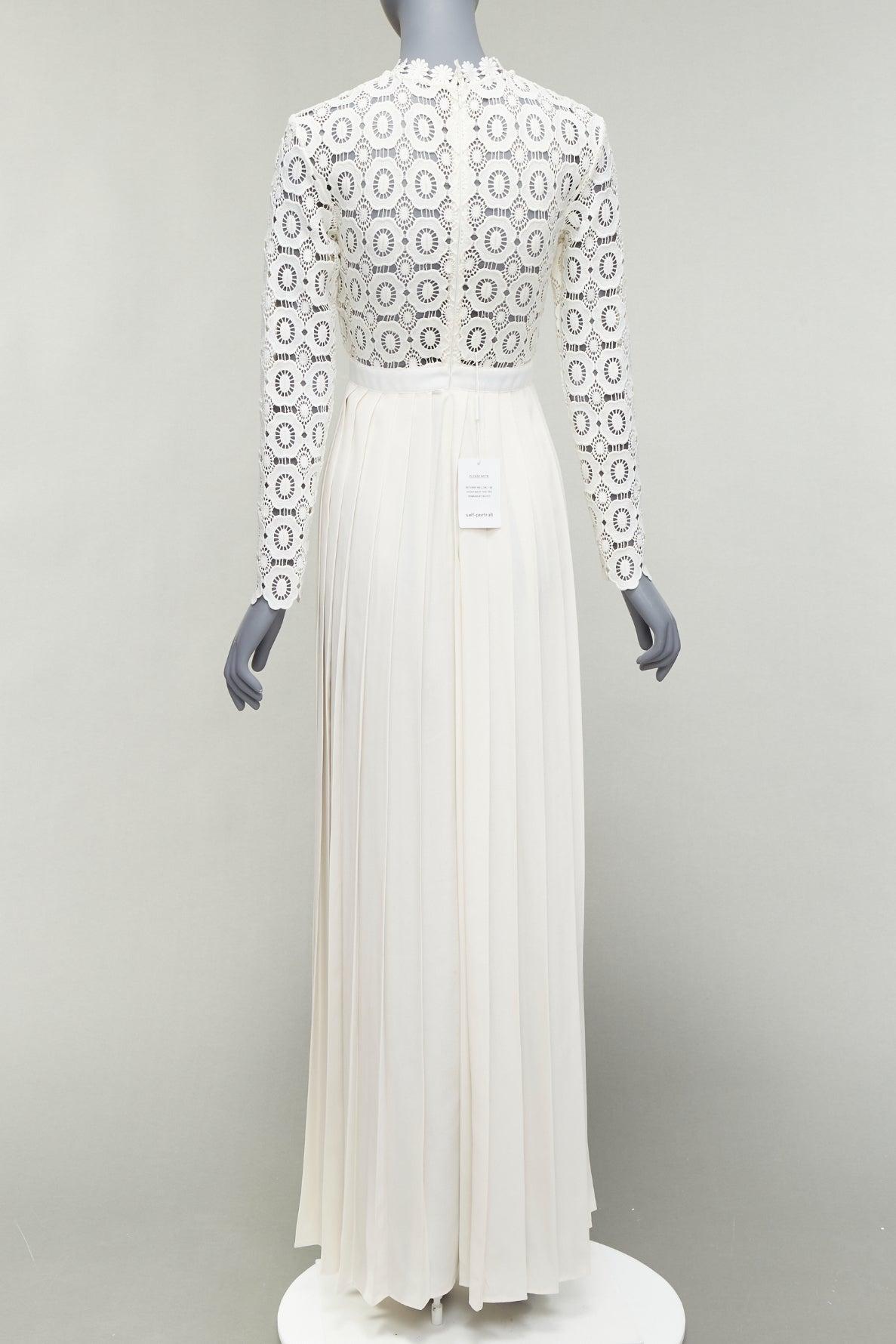 SELF PORTRAIT Weißes geblümtes Spitzen plissiertes Kleid mit hohem Schlitz UK6 XS Kate Middleton Damen im Angebot