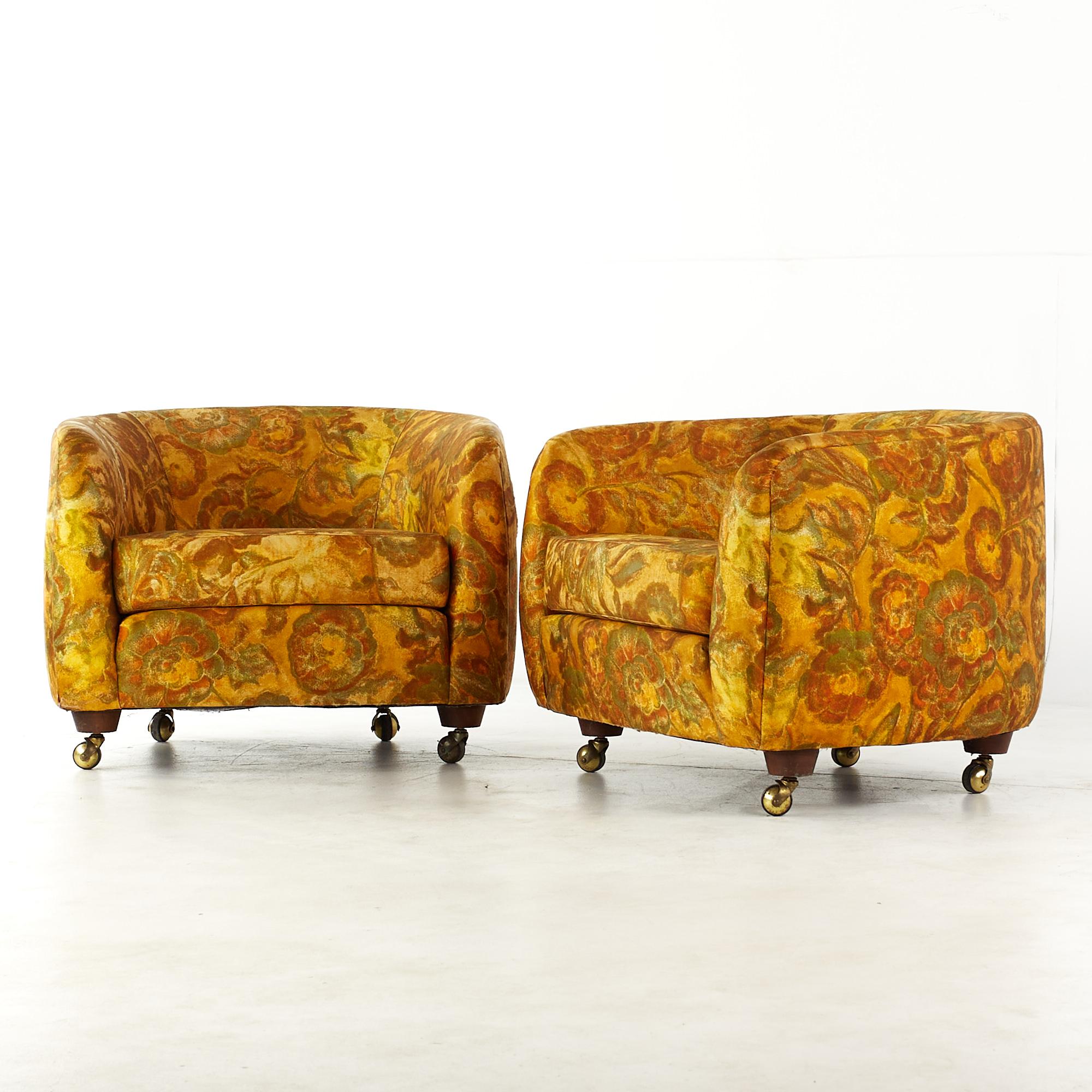 Mid-Century Modern Selig Imperial Mid Century Barrel Lounge Chairs with Casters, Pair For Sale