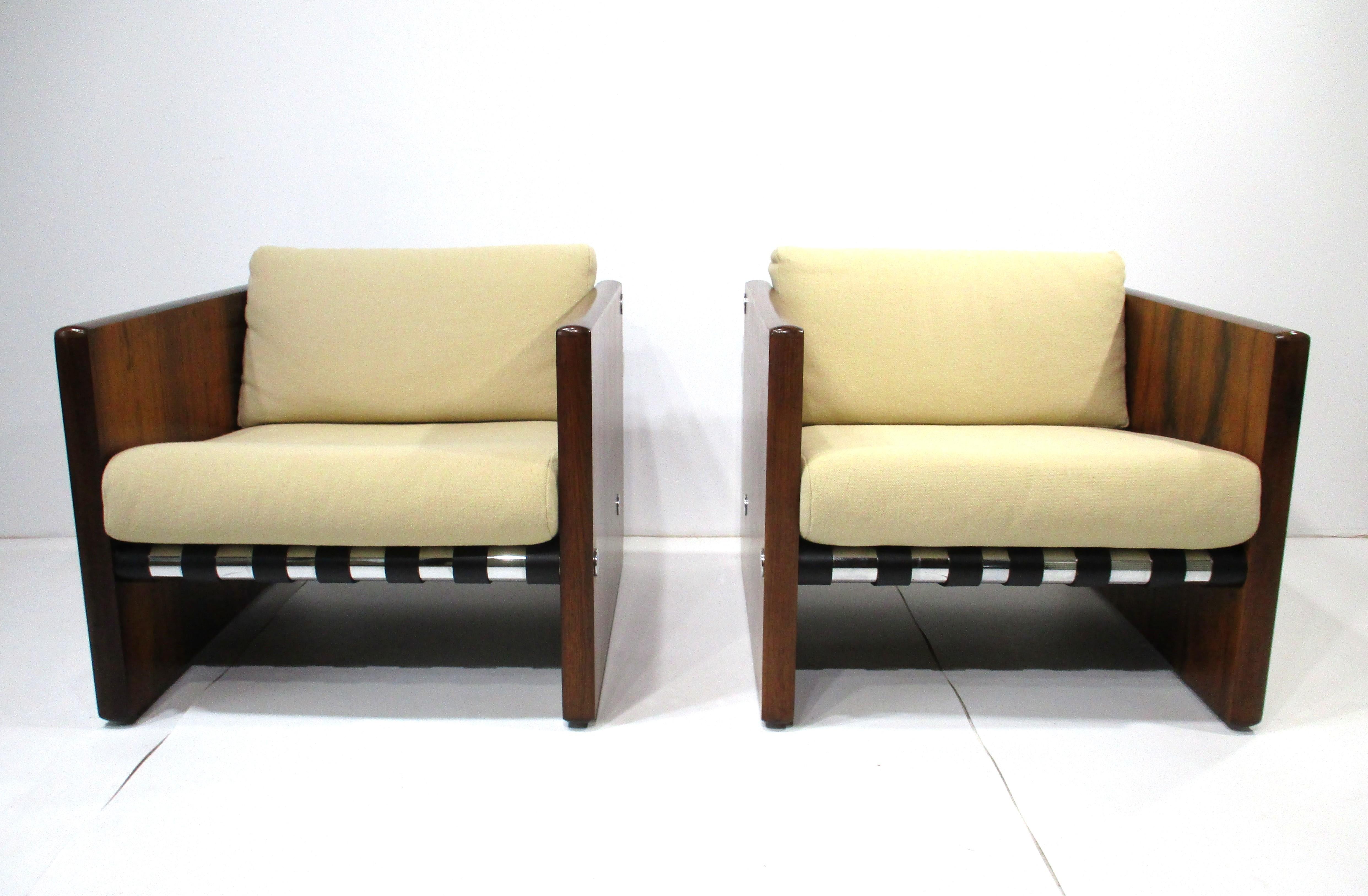 Americano Sedie Club Cube con cinturino in pelle e imbottite in palissandro Selig in vendita