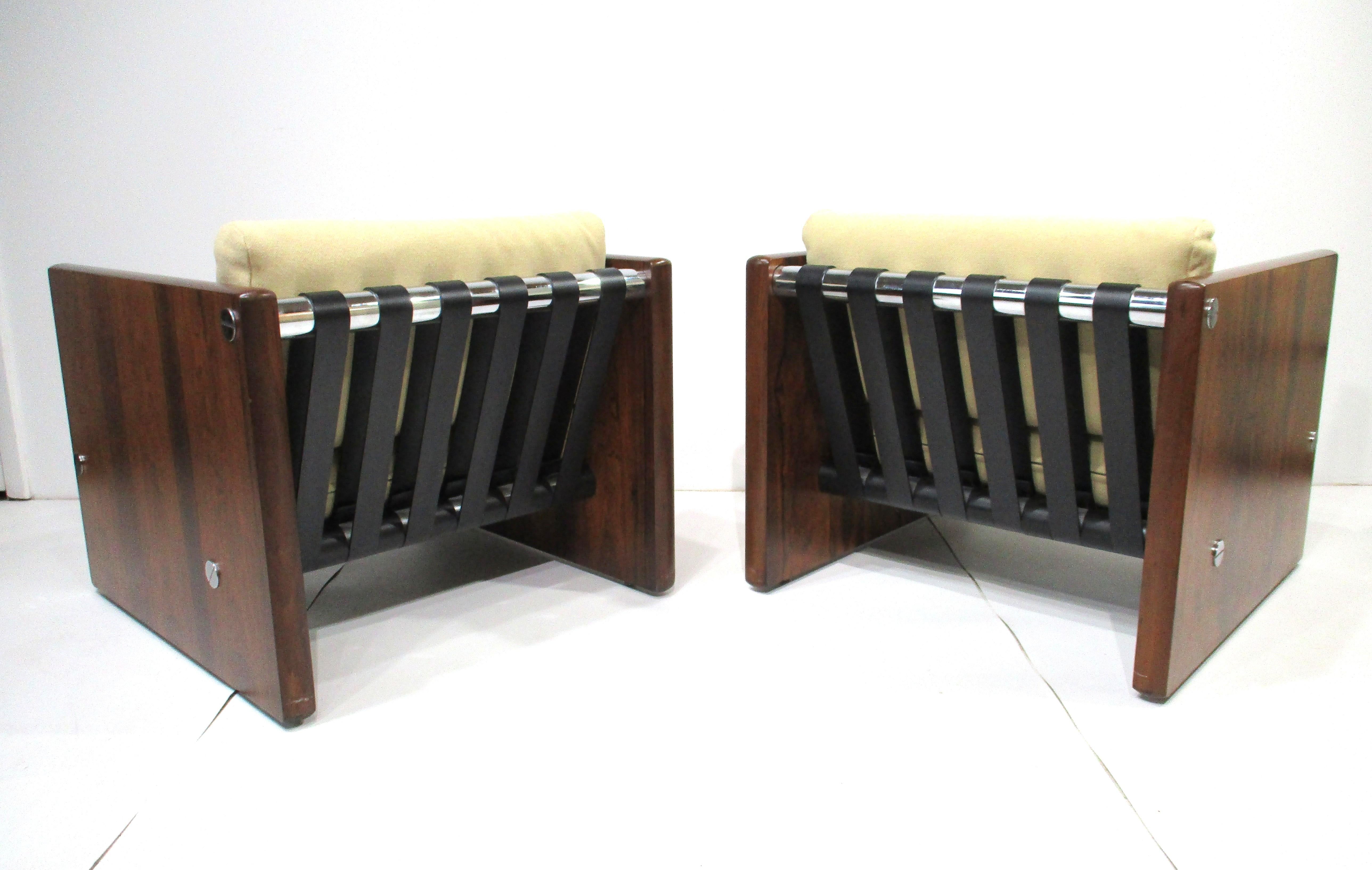 XX secolo Sedie Club Cube con cinturino in pelle e imbottite in palissandro Selig in vendita