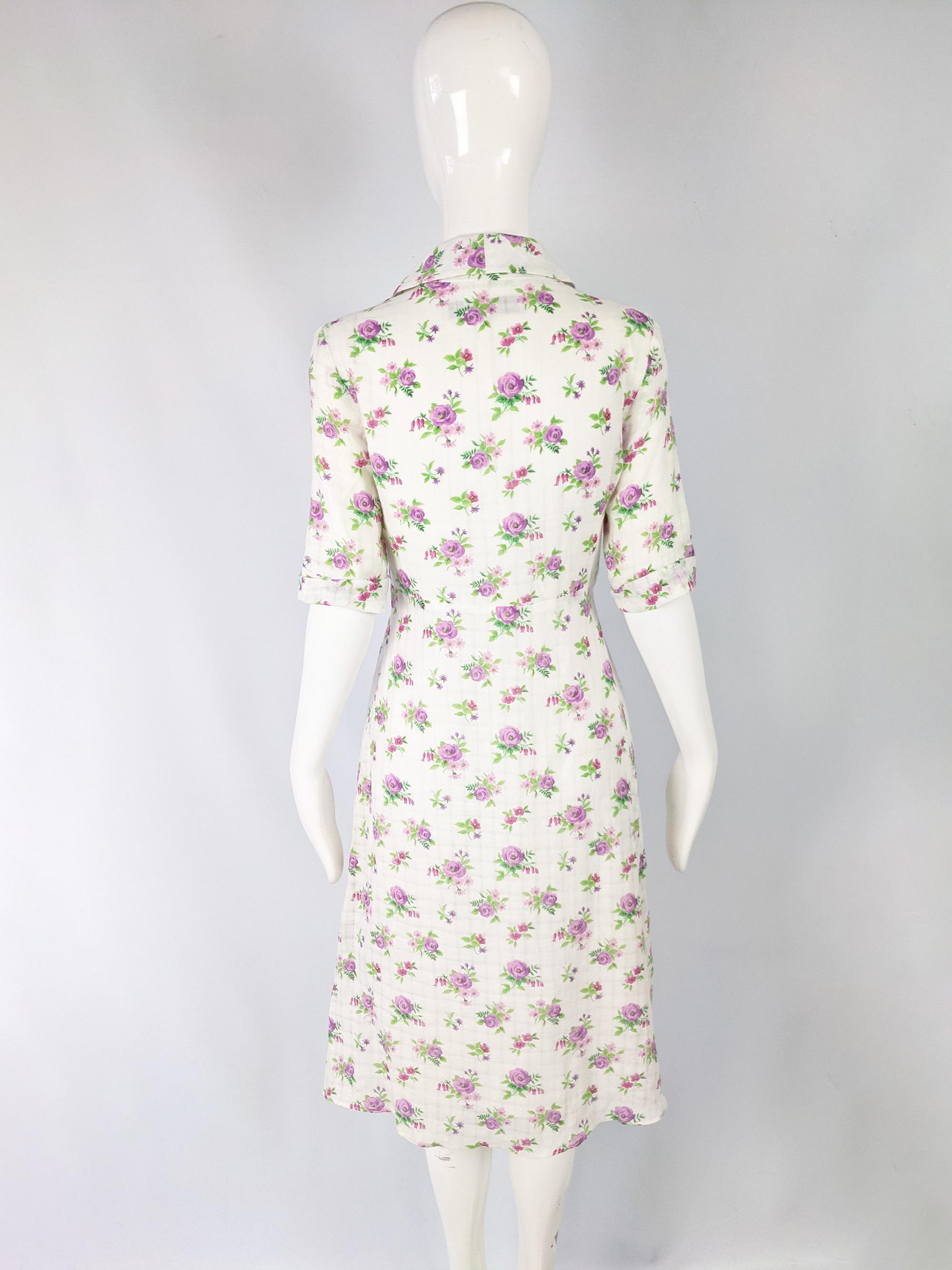Women's Selina Blow Vintage Short Sleeve 1940s Inspired Floral Tea Dress For Sale