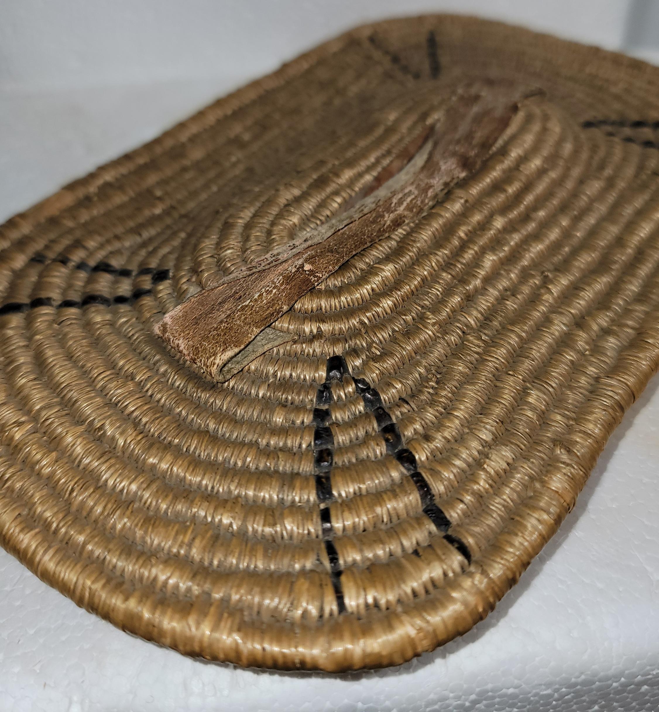 Stile Adirondack Selish, Iowa Frazer River Indian Basket in vendita