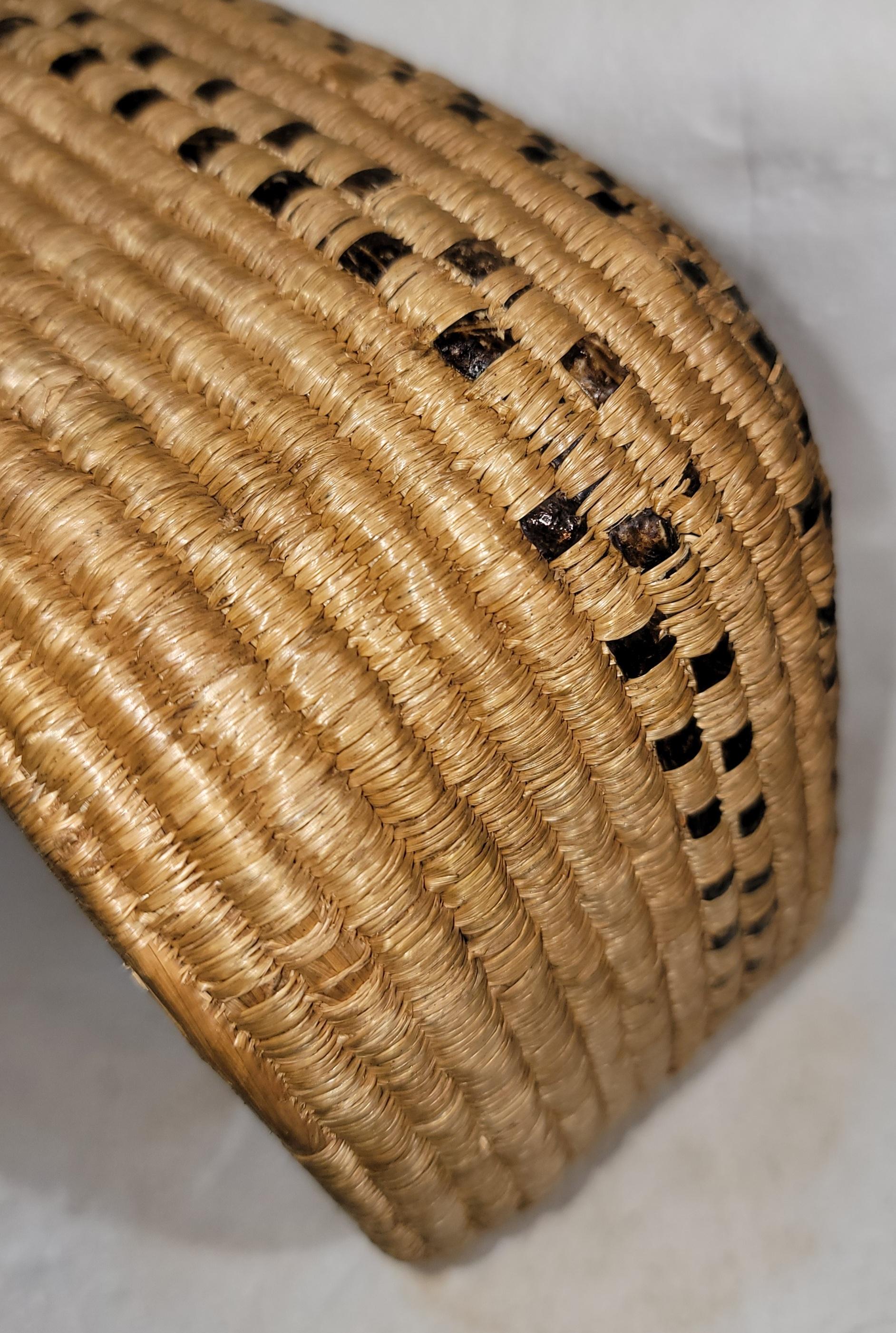 Selish, Iowa Frazer River Indian Basket in vendita 1