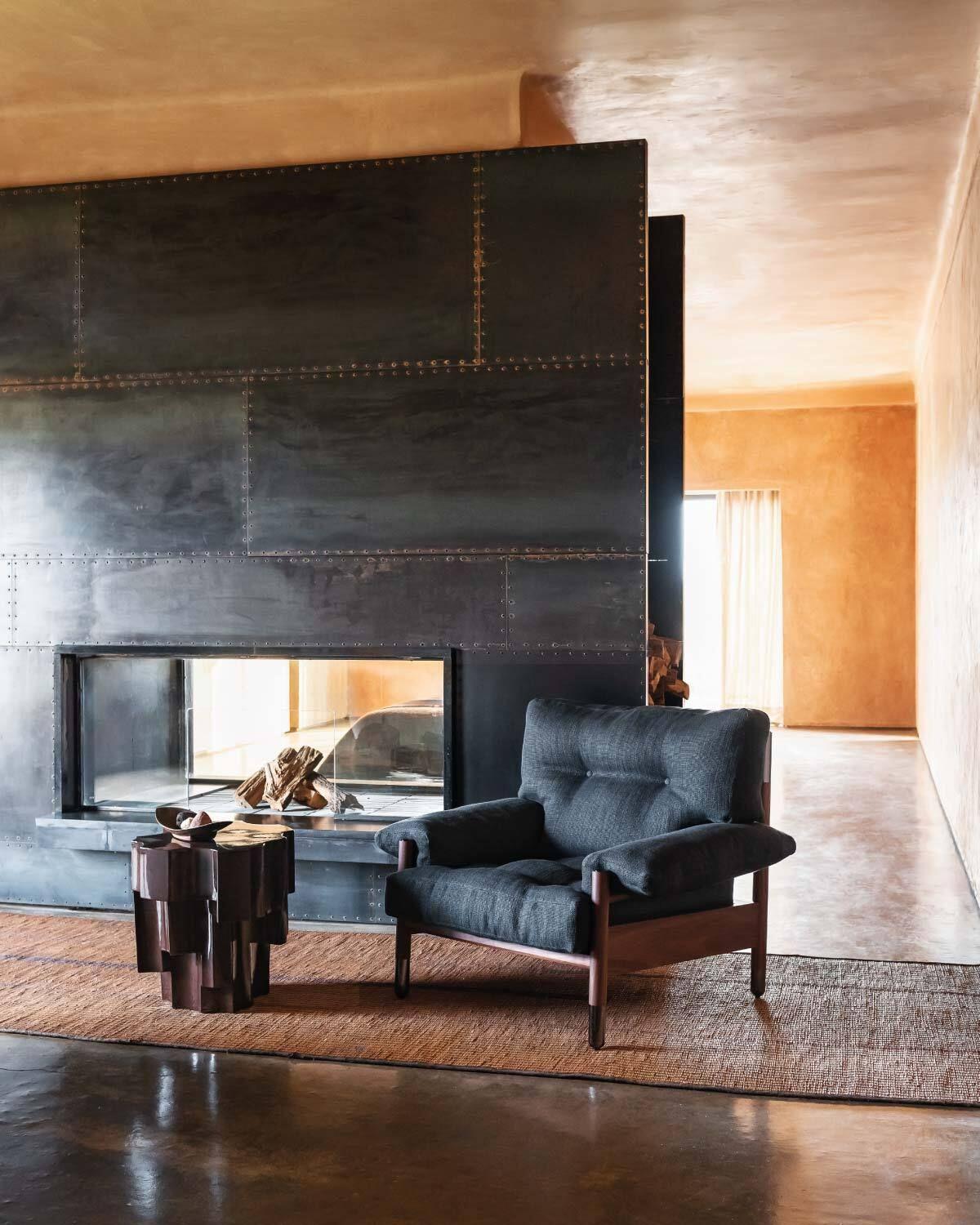 Italian Sella – Armchair in fabric by Carlo de Carli for Tacchini in vendita