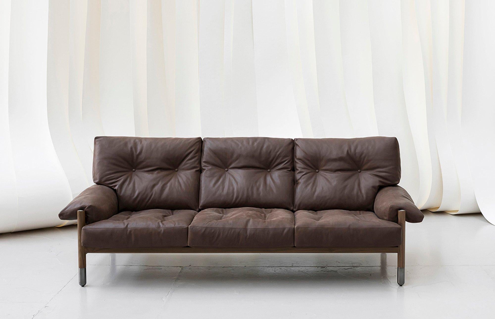 Italian Sella - Sofa in leather by Carlo de Carli for Tacchini For Sale