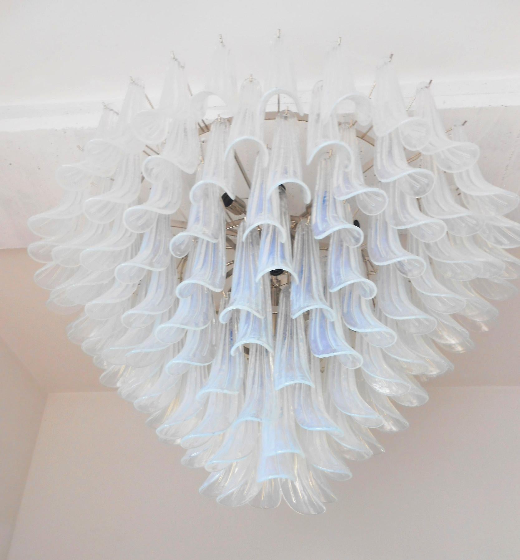 Mid-Century moderno Lampadario Selle di Fabio Ltd in vendita