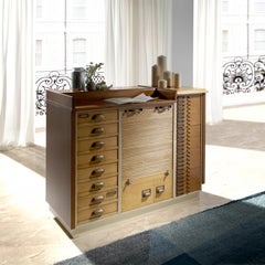 Seller Chest Of Drawers by Lola Glamour