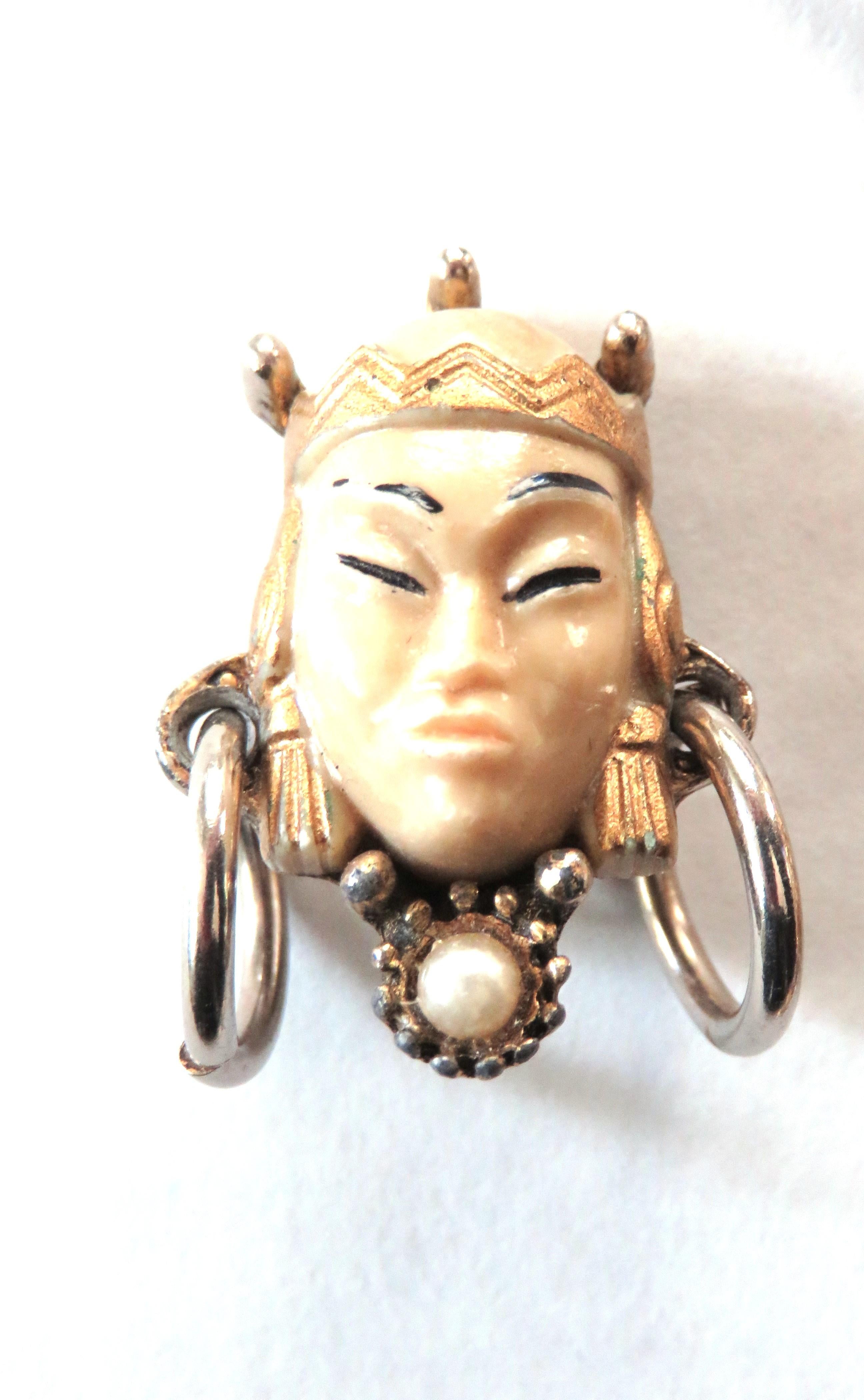 Selro Selini 1950s Elaborate Asian Princess Necklace, Bracelet and Earrings Set  For Sale 9