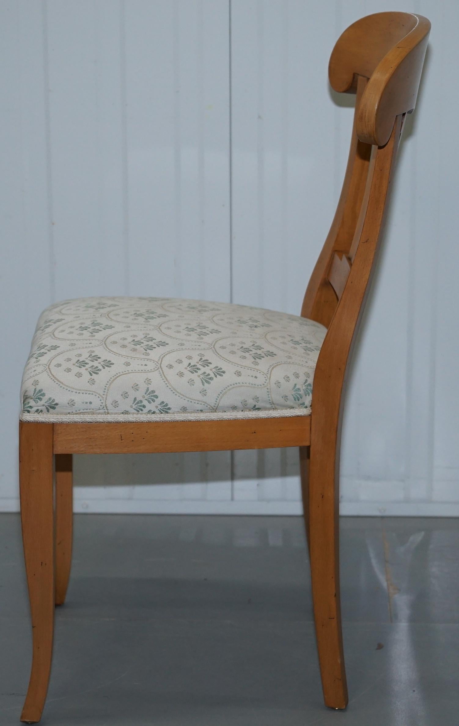 Citronnier Chaise de coiffeuse Selva Italie faisant partie des tiroirs de suite de chambre à coucher de luxe