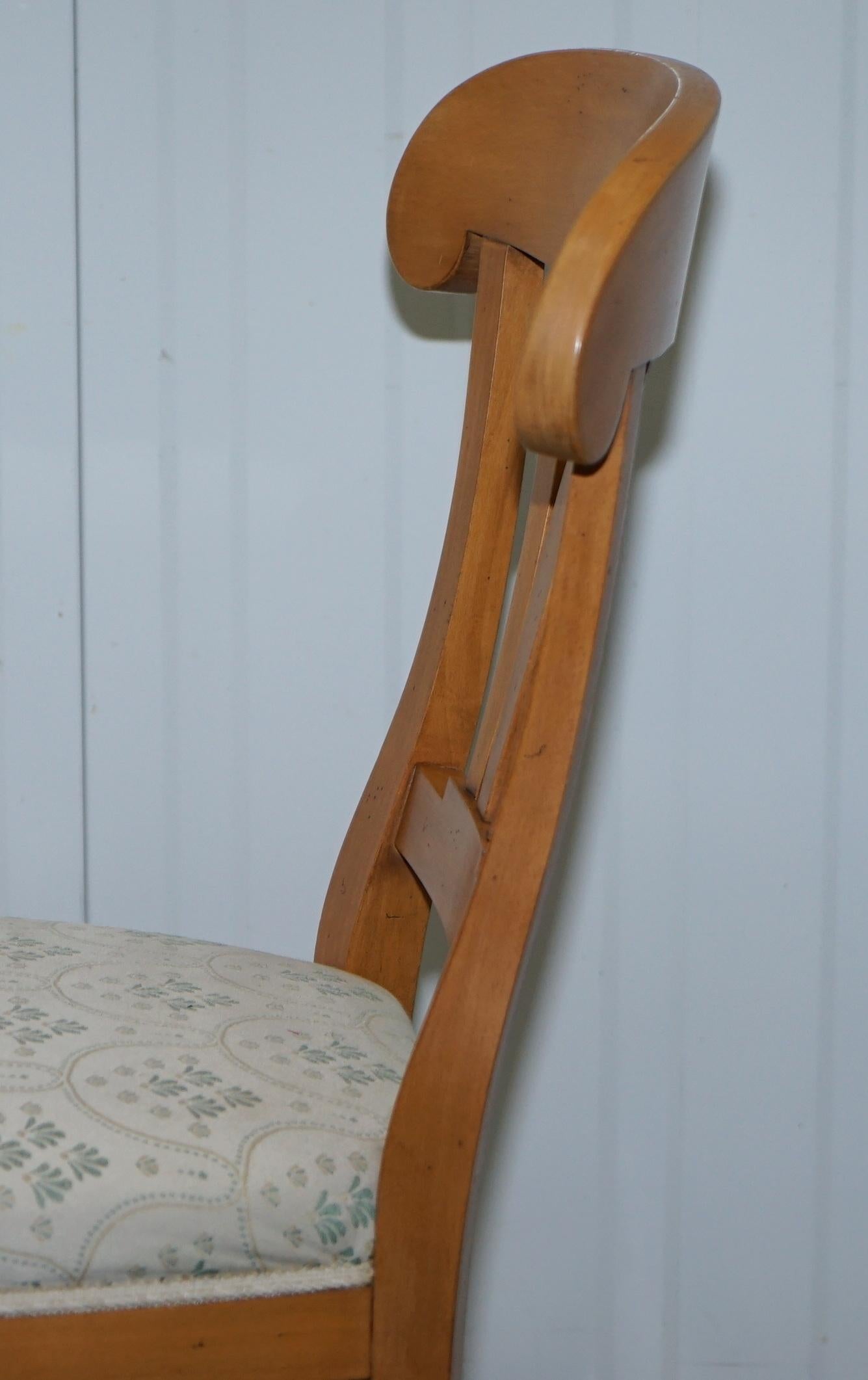 Chaise de coiffeuse Selva Italie faisant partie des tiroirs de suite de chambre à coucher de luxe 2