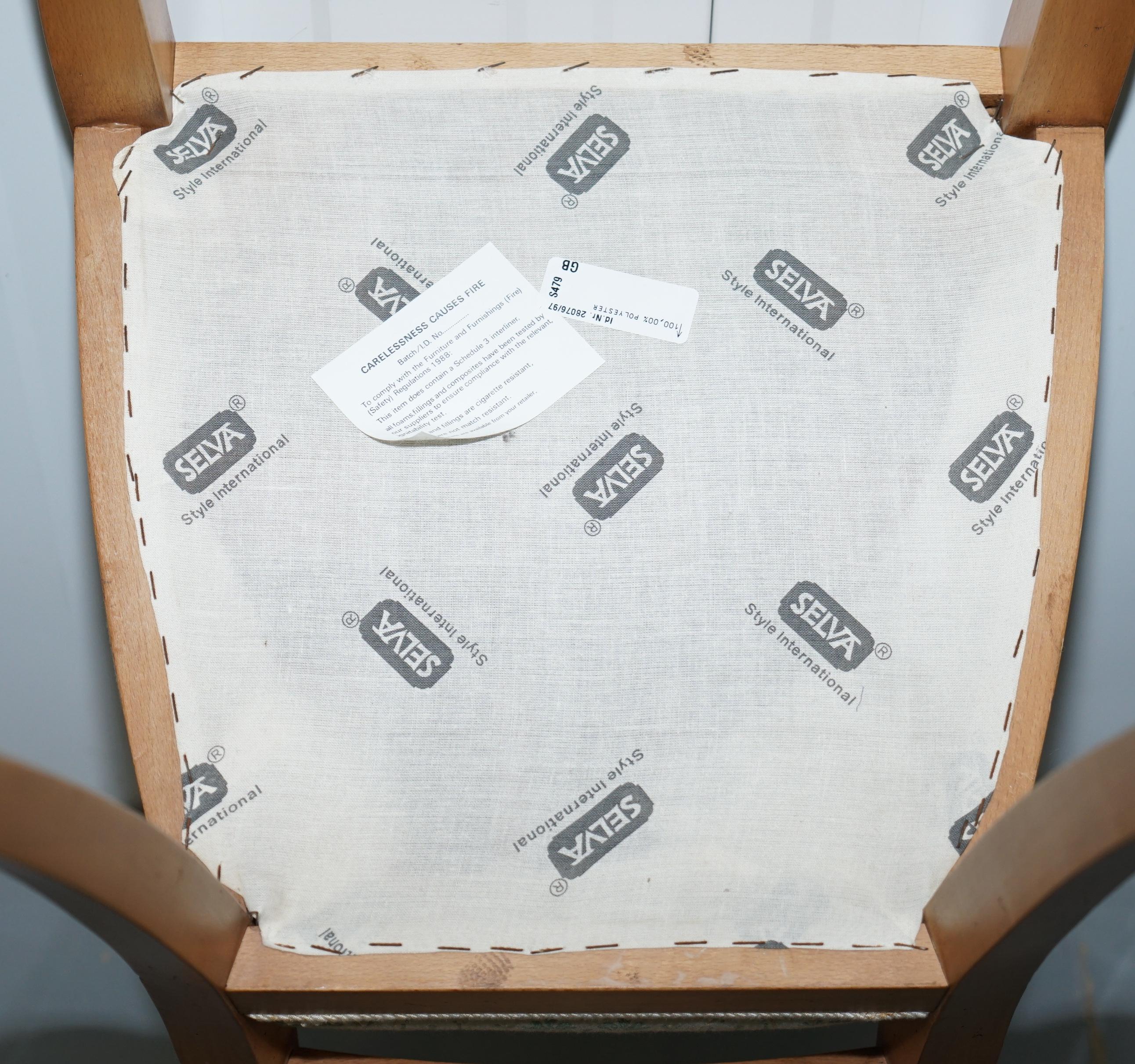 Chaise de coiffeuse Selva Italie faisant partie des tiroirs de suite de chambre à coucher de luxe 3