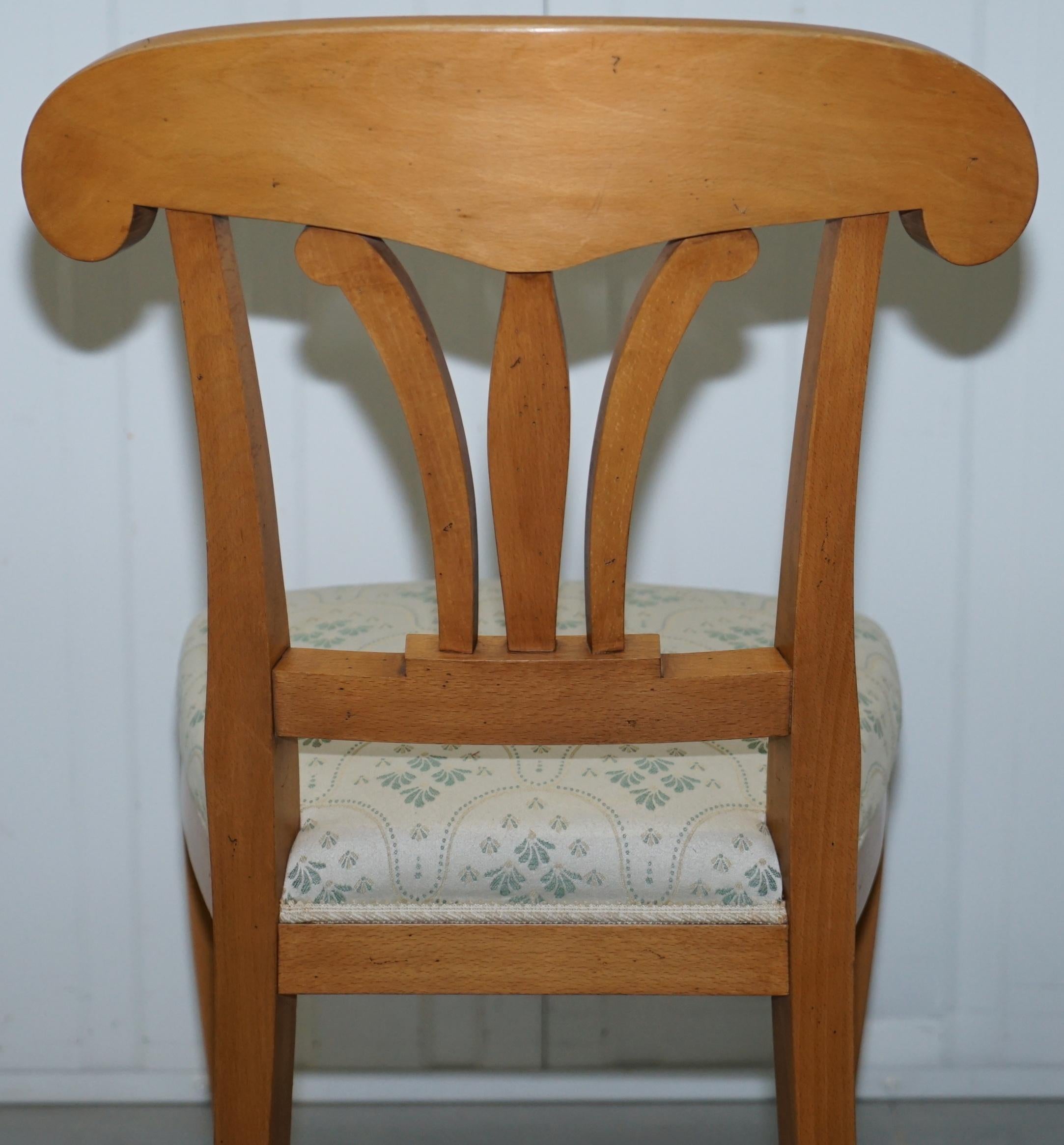 Chaise de coiffeuse Selva Italie faisant partie des tiroirs de suite de chambre à coucher de luxe Bon état à West Sussex, Pulborough