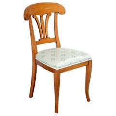 Chaise de coiffeuse Selva Italie faisant partie des tiroirs de suite de chambre à coucher de luxe