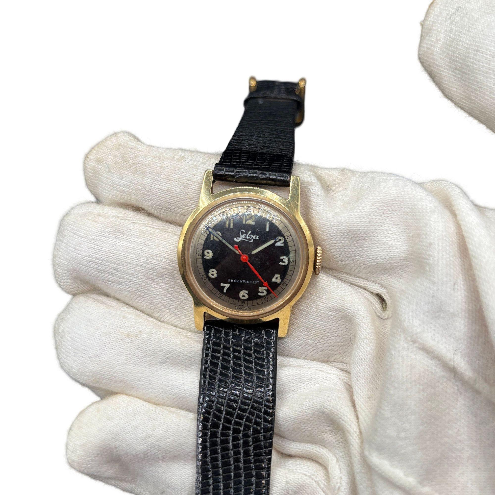 Montre Selza Automatic WWII Military Aviation Pilot Cold Capped Or 14K Bon état - En vente à Van Nuys, CA
