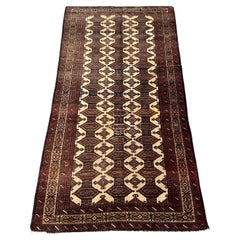 Tapis afghan semi-ancien Baluchi en laine 6'1" x 3' 2"