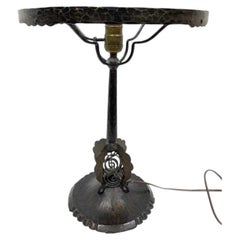Base de lampe de table en bronze martelé à la main semi-antique de style Arts & Crafts