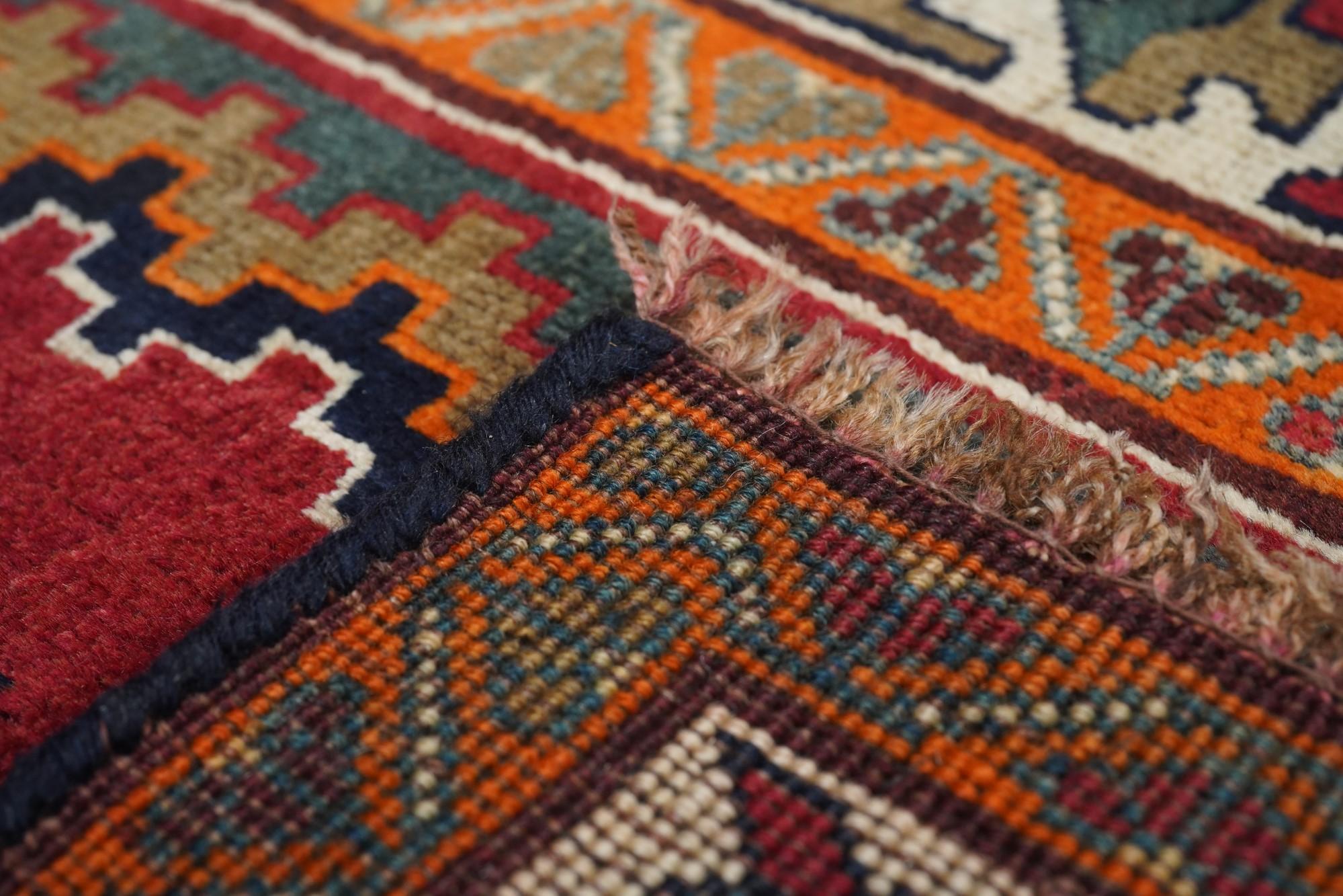 Tappeto vintage Bakhtiari 4'9'' x 8'3'' in vendita 5