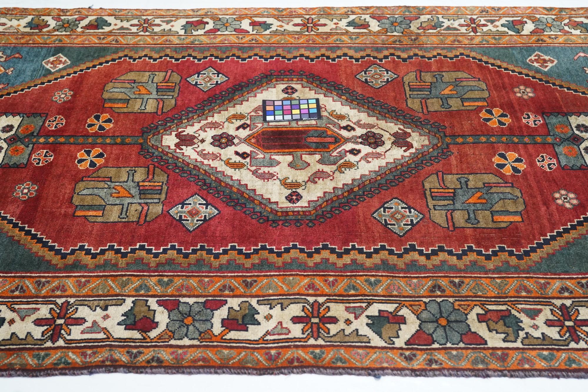 Tapis Bakhtiari semi-antique en vente 3