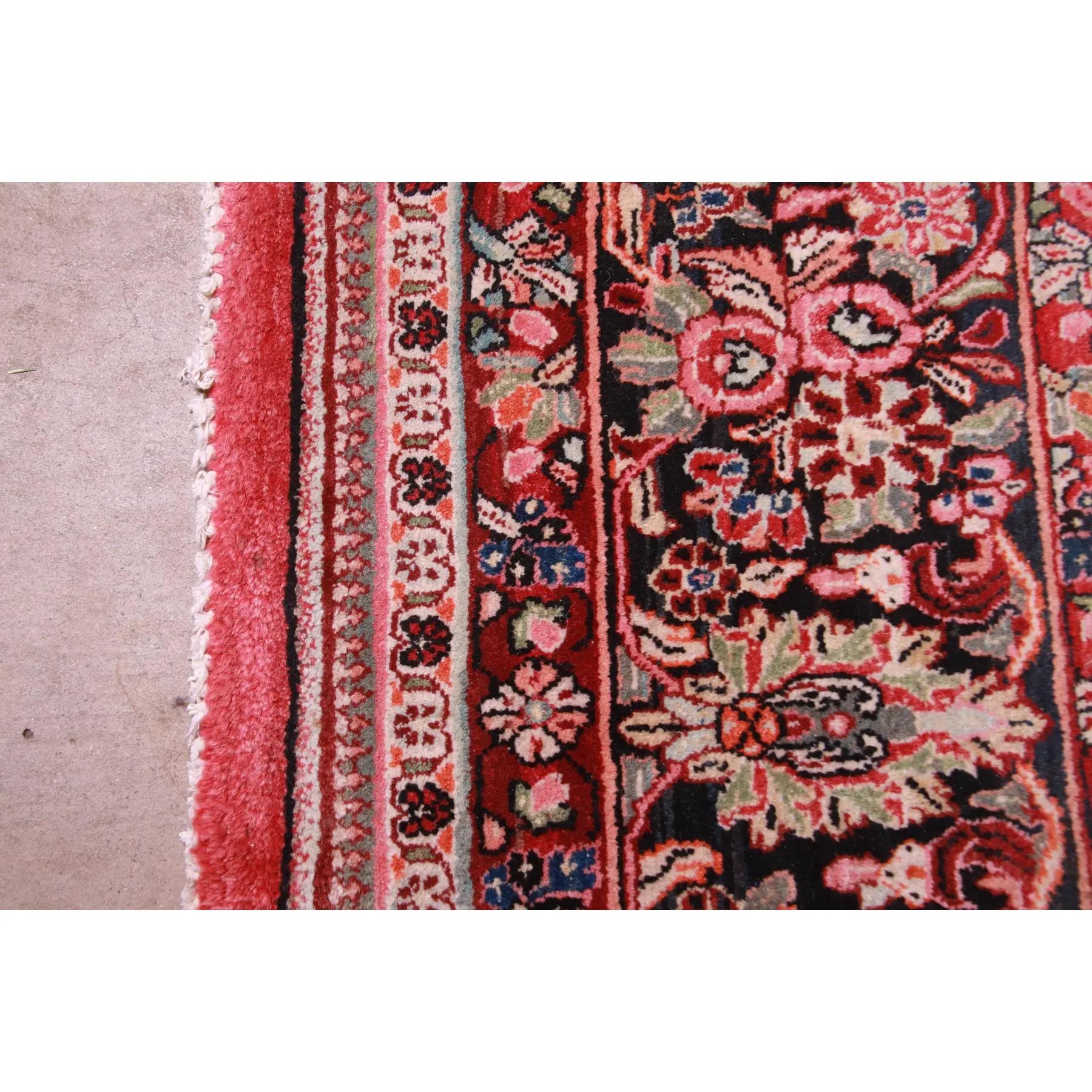 Tappeto persiano Sarouk semi-antico annodato a mano, circa 1940 in vendita 4