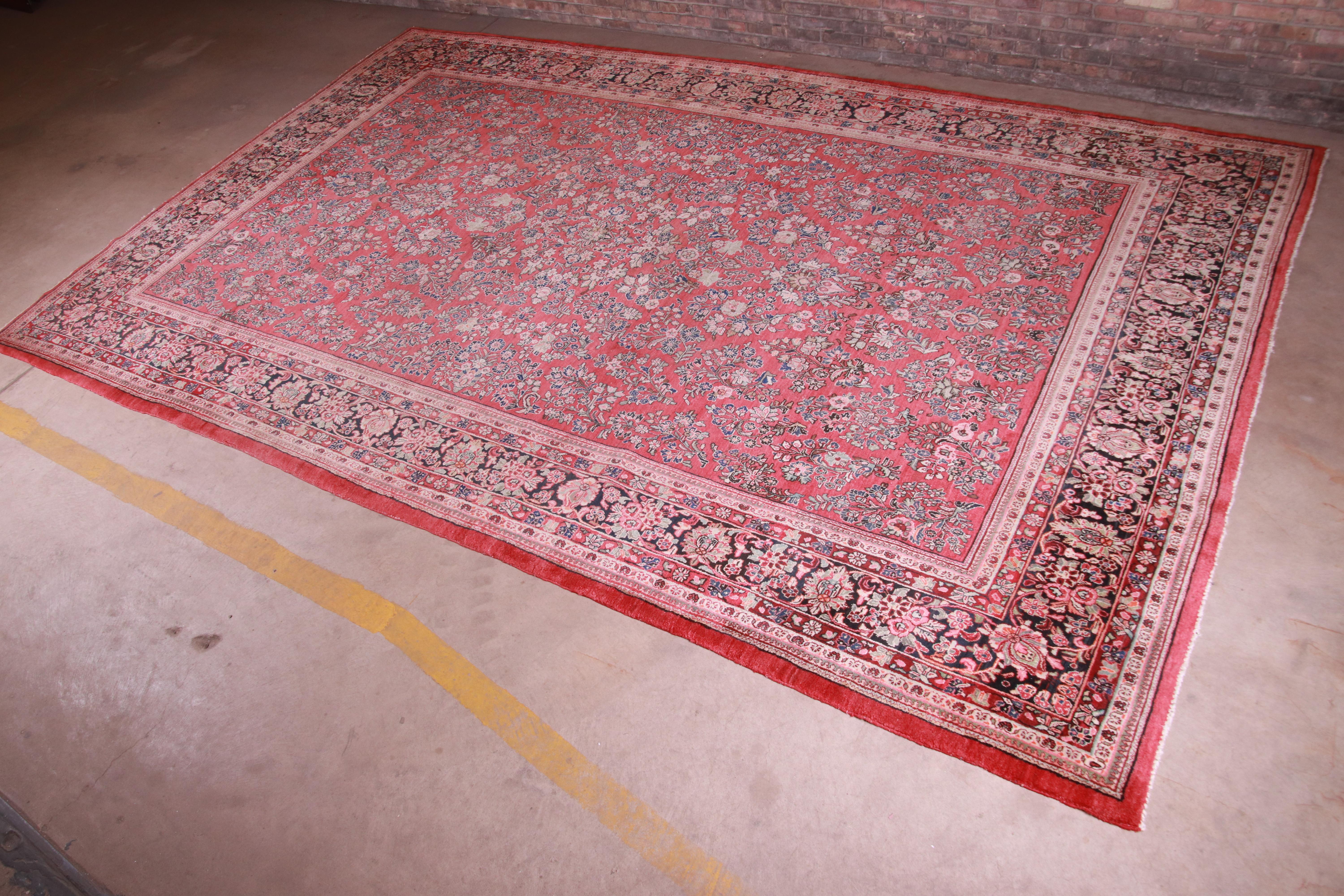 Semi-Antique Hand-Knotted Persian Sarouk Room Size Rug, circa 1940s In Good Condition For Sale In South Bend, IN