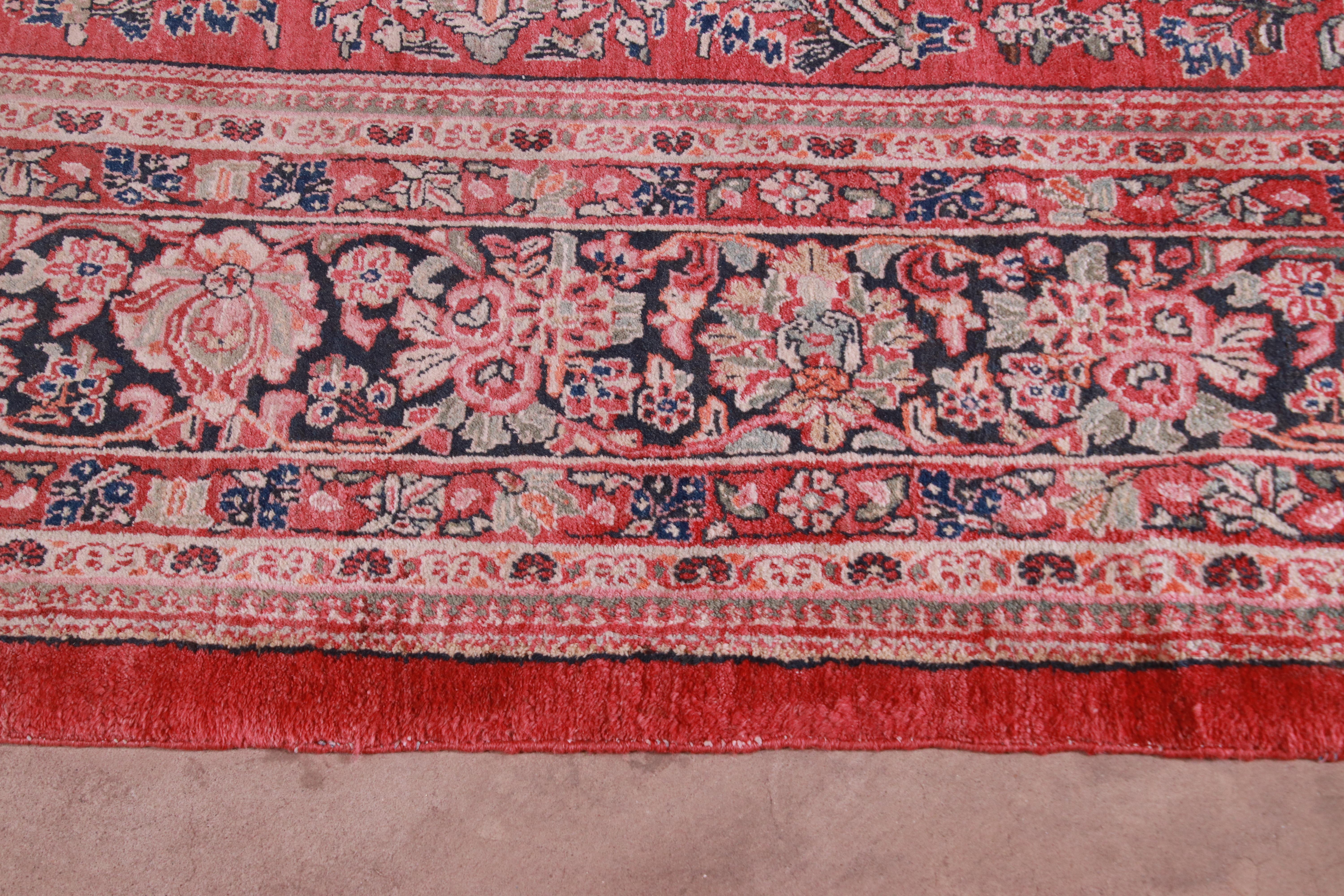 Semi-Antique Hand-Knotted Persian Sarouk Room Size Rug, circa 1940s For Sale 3