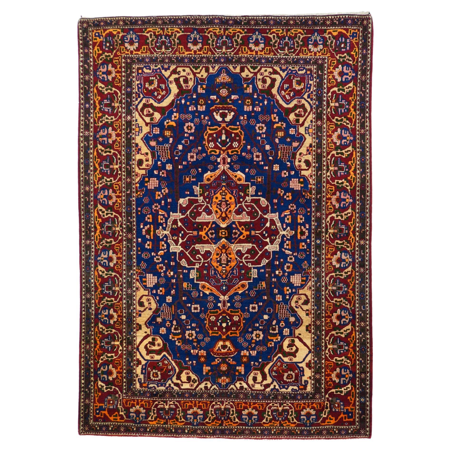 Vintage Isfahan Rug 4'9'' x 6'10'' For Sale