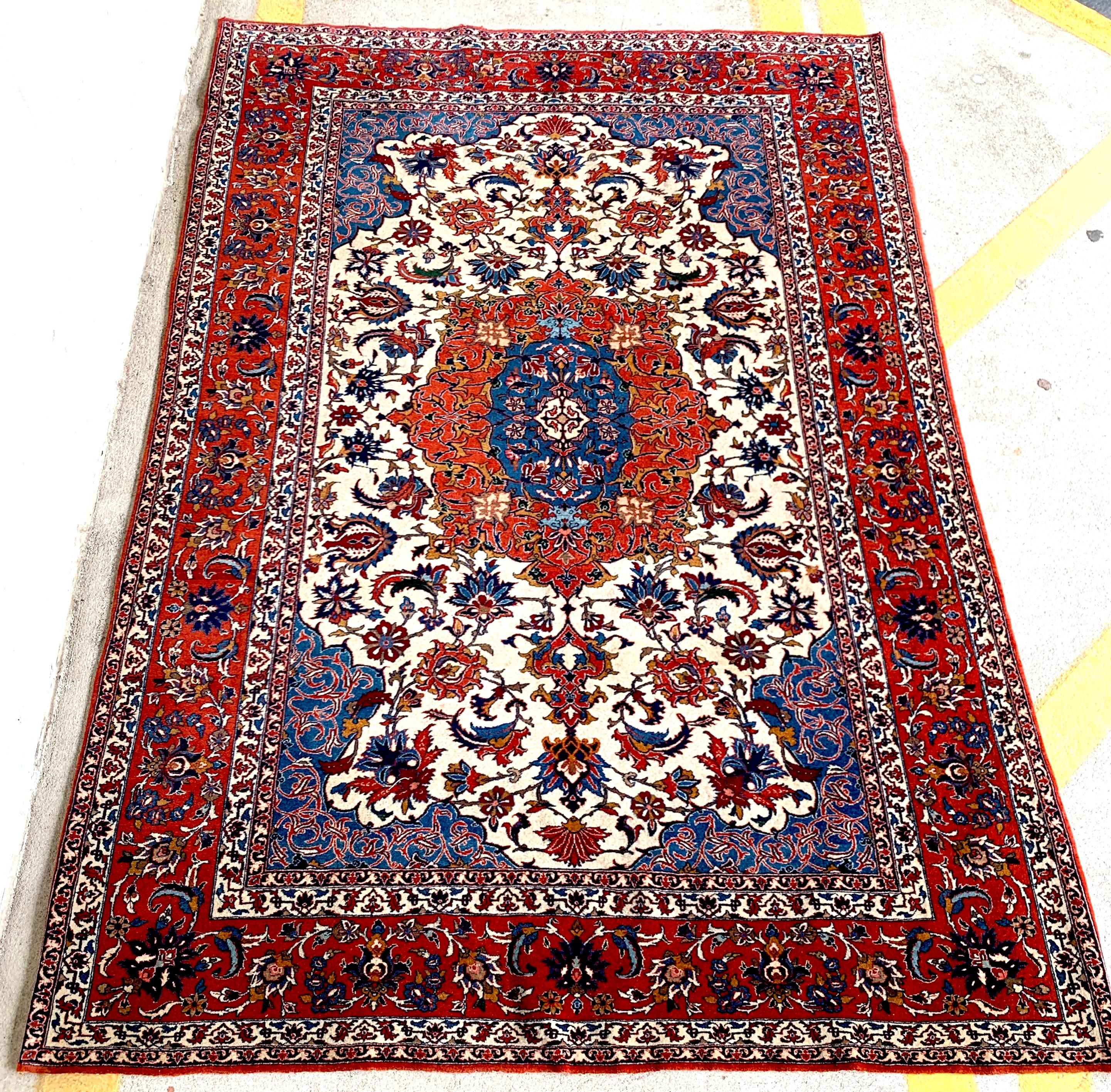 Semi- Antique Kirman rug, beautiful pattern and vegetable dyed wool. 
 