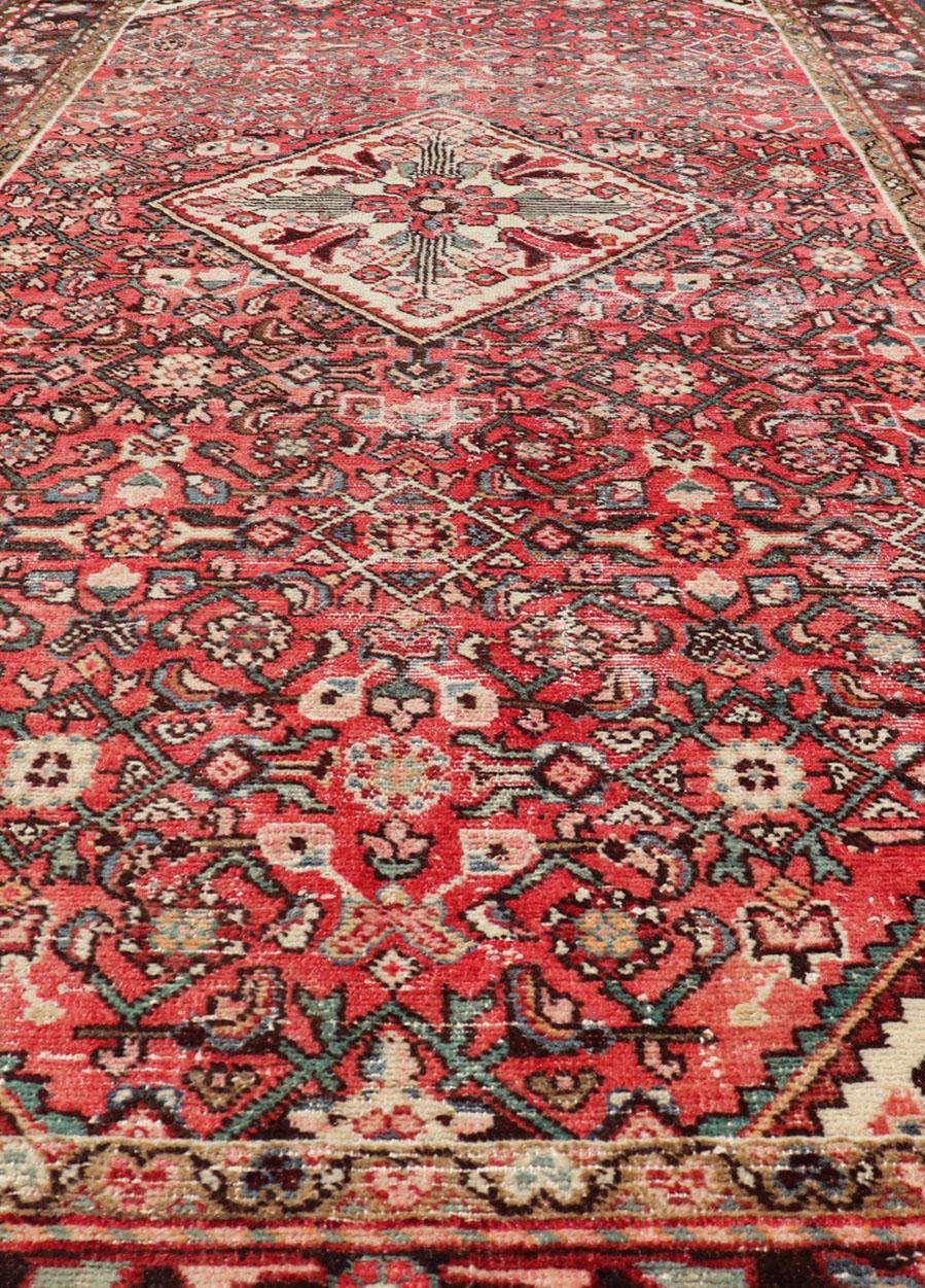 Tapis persan ancien de la galerie Hamadan avec motif de médaillon en vente 6