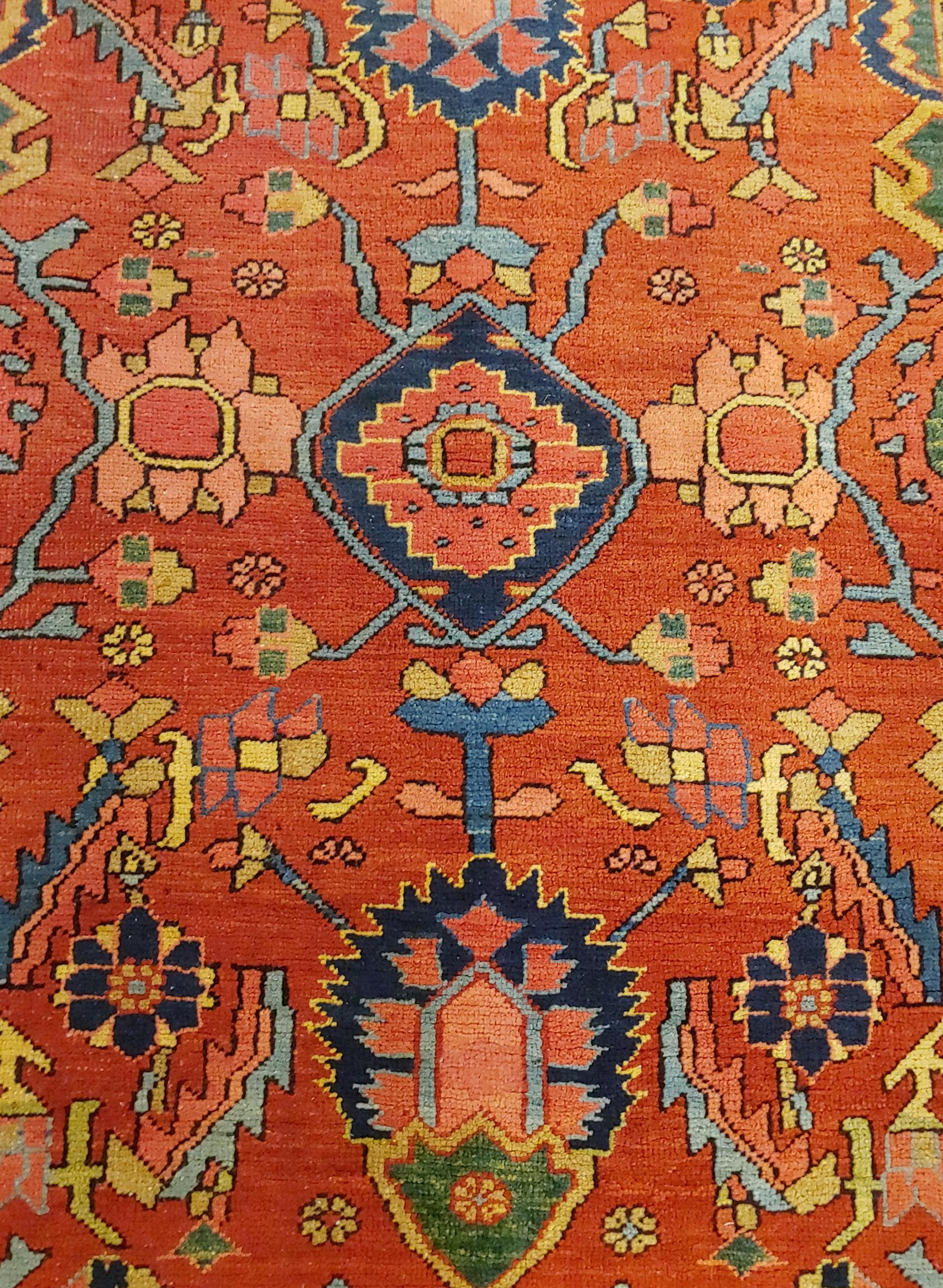 Woven Semi-Antique Persian Heriz, Geometric Design, Wool, Scatter Size, 1920