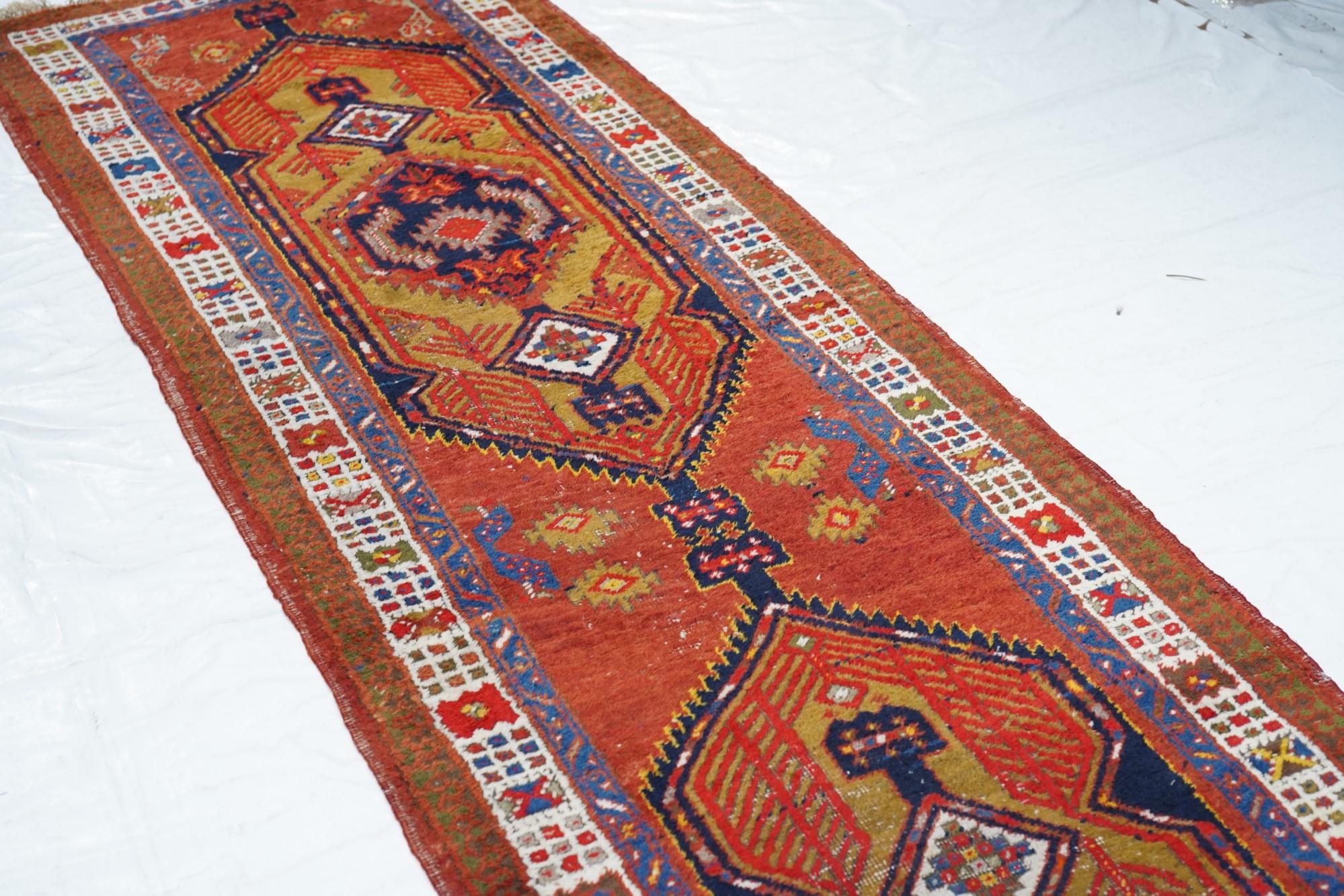 Semi Antique Persian Heriz Rug 2'11'' x 12'2'' For Sale 2