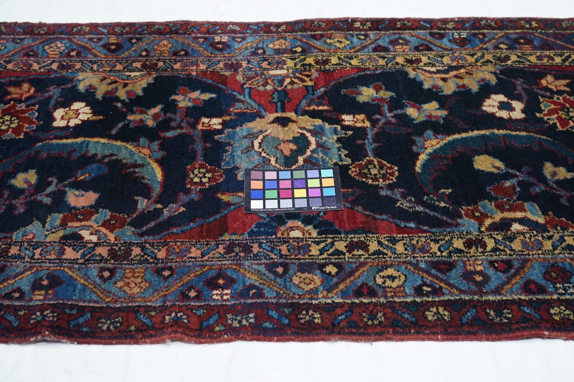 Semi Antique Persian Heriz Rug 2'9'' x 10'9'' For Sale 5