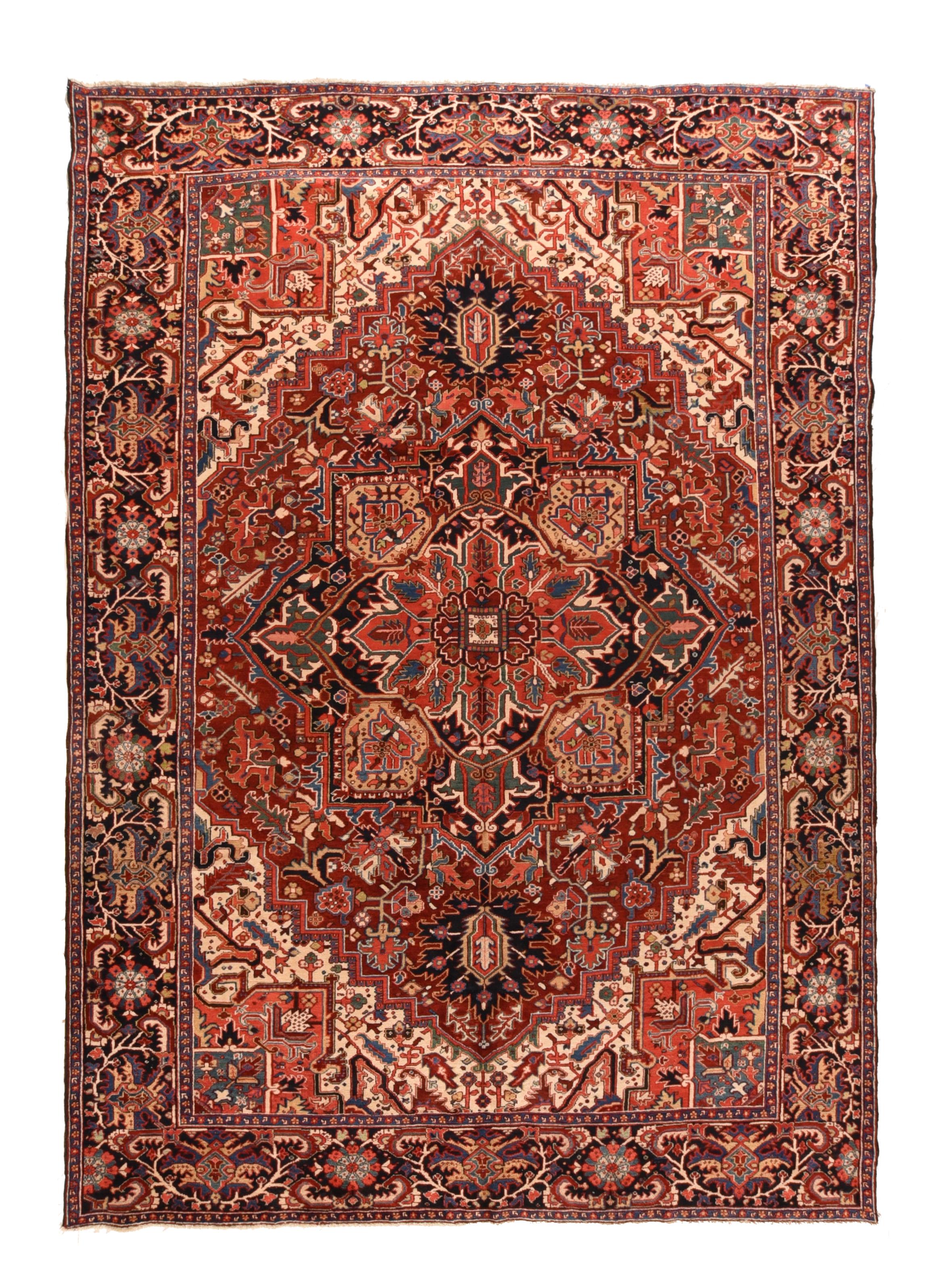 Semi Antique Persian Heriz Rug 9'7'' x 12'10'' In Excellent Condition For Sale In New York, NY