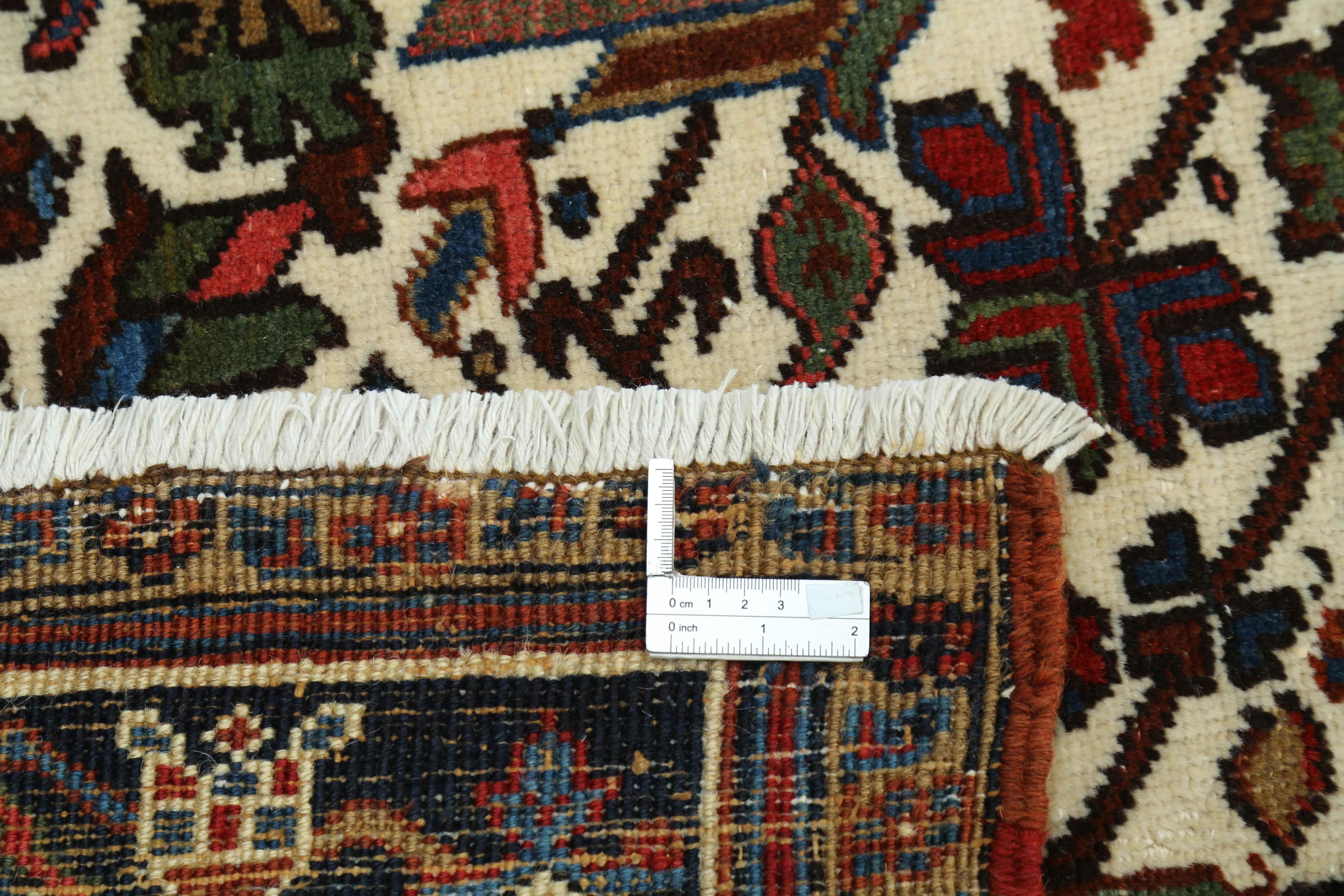 Semi-antiker persischer Heriz-Teppich im Angebot 1