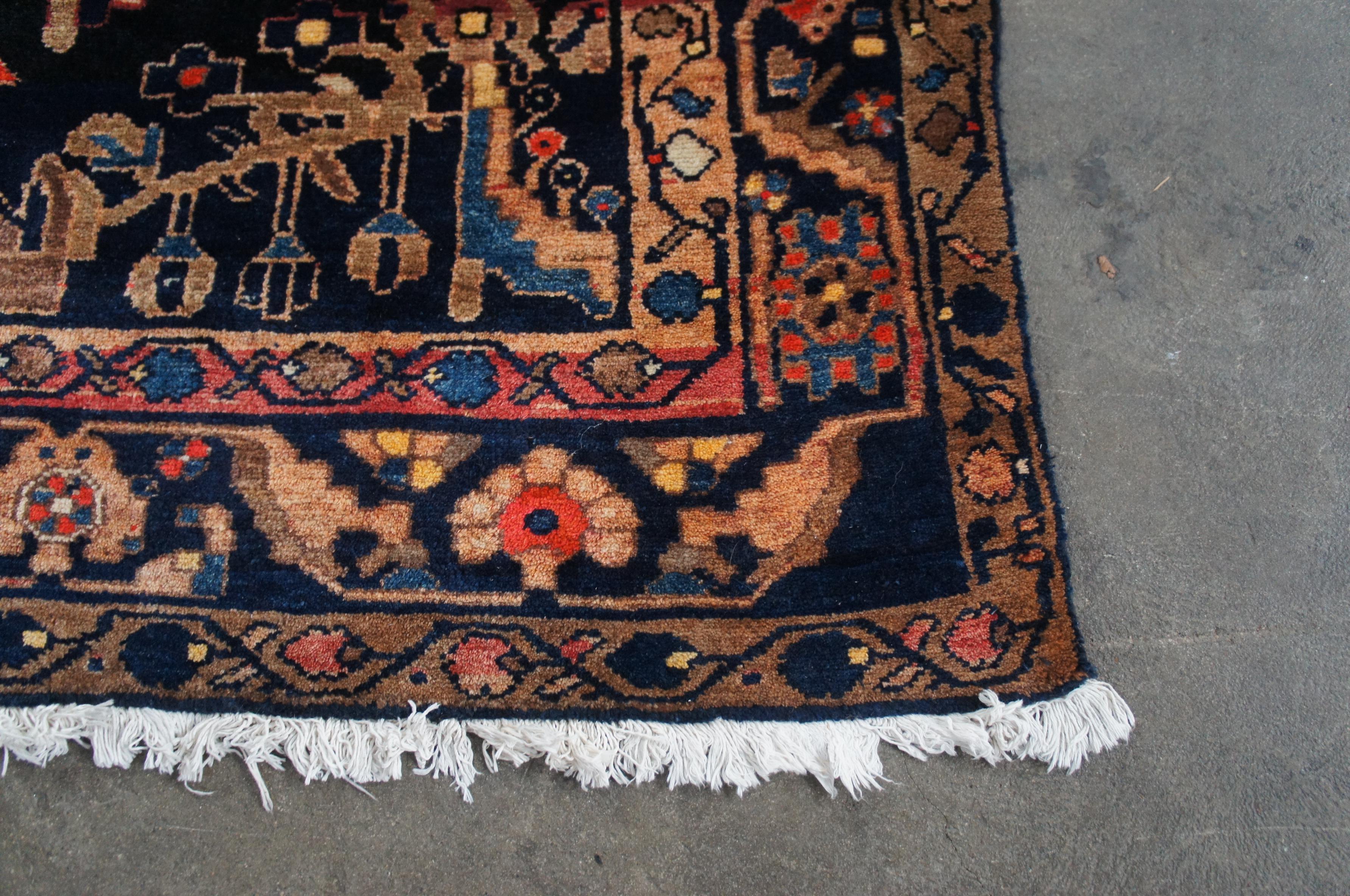 Lana Tappeto d'epoca persiano Iran Hamadan in lana a vite floreale  6.5' x 9.5' in vendita