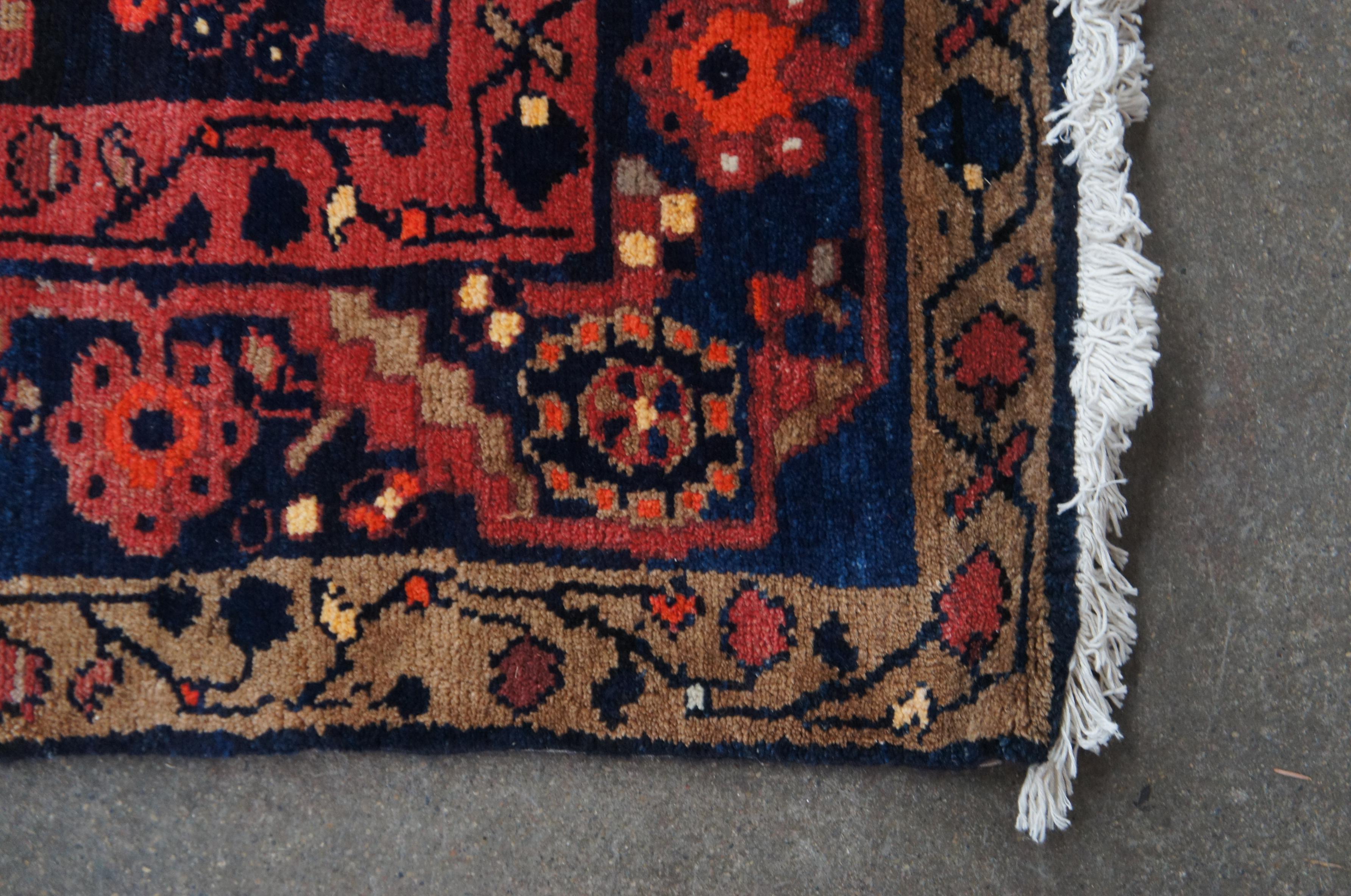 Tappeto d'epoca persiano Iran Hamadan in lana a vite floreale  6.5' x 9.5' in vendita 1