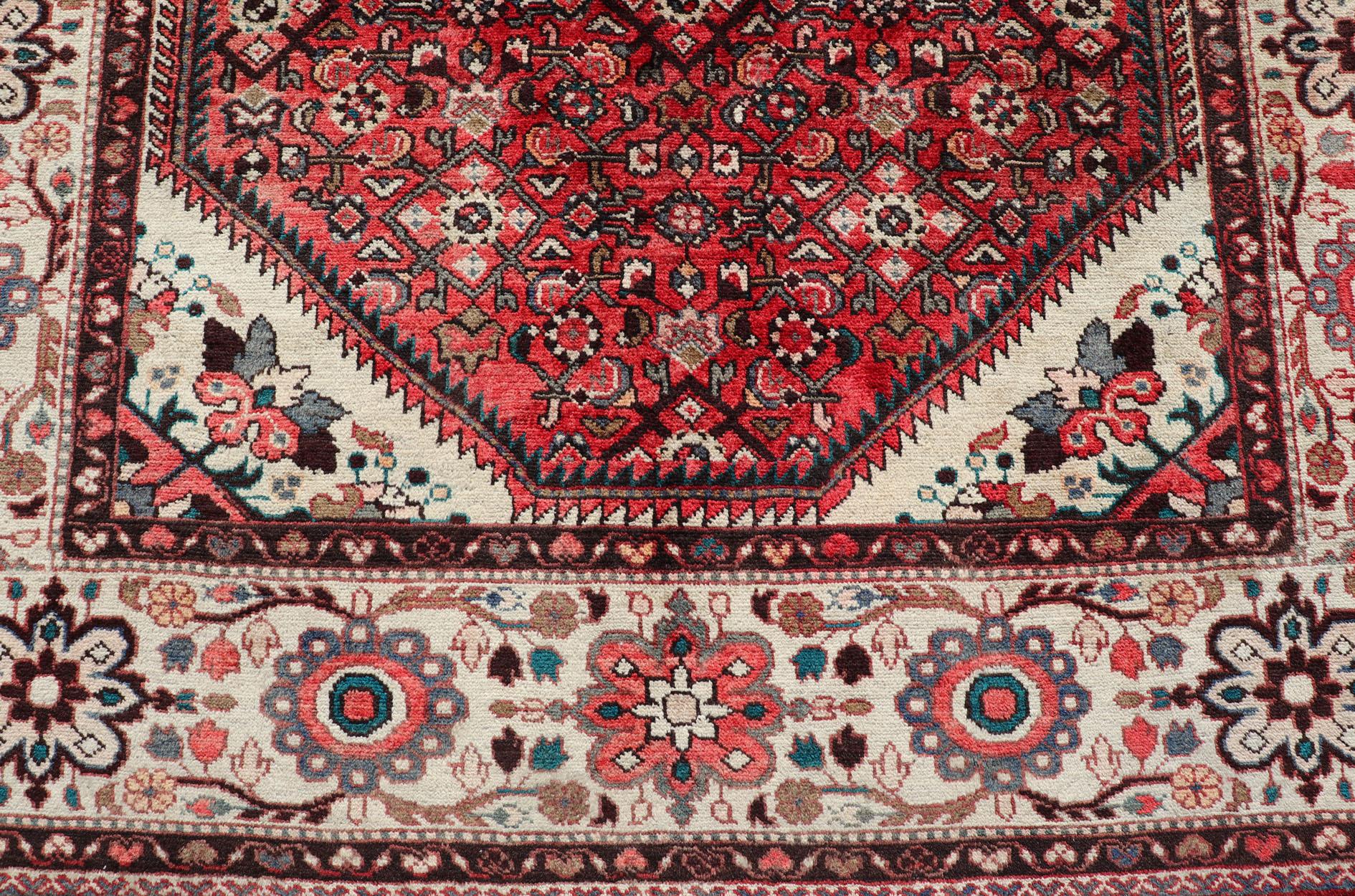 Keivan Woven Arts Semi Antique Persian Mahal Rug with Soft Red & wide Border For Sale 3
