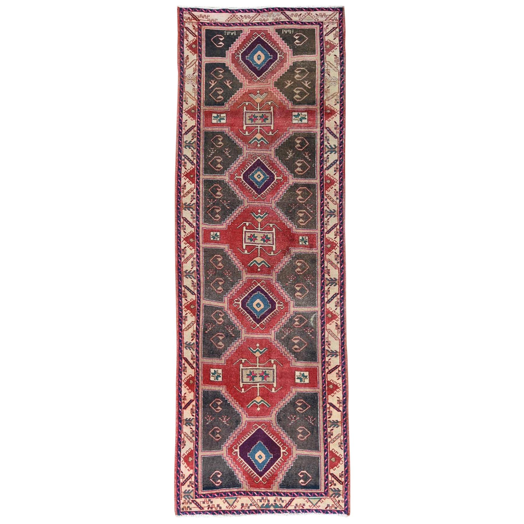 Semi antiker roter, handgeknüpfter, persischer Heriz-Teppich aus Wolle mit dünner Flor, Nordwest-Pers
