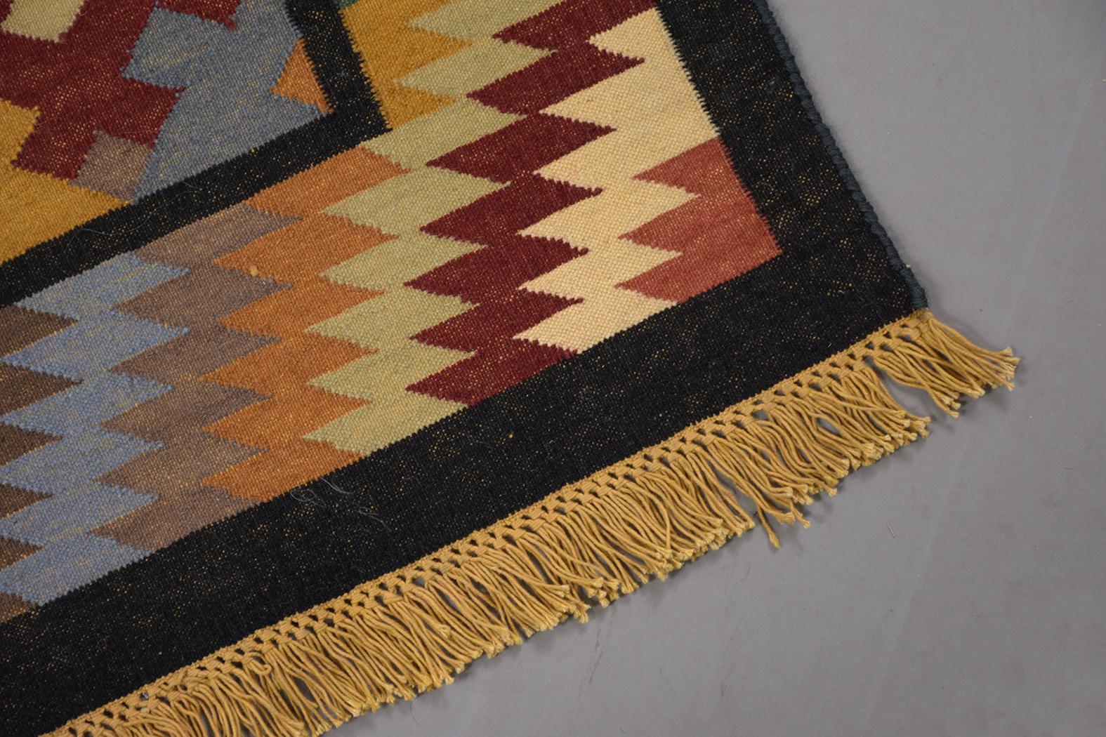 Early 20th Century Early 1900s Multicolor Symmetrical Pattern Textile Rug For Sale