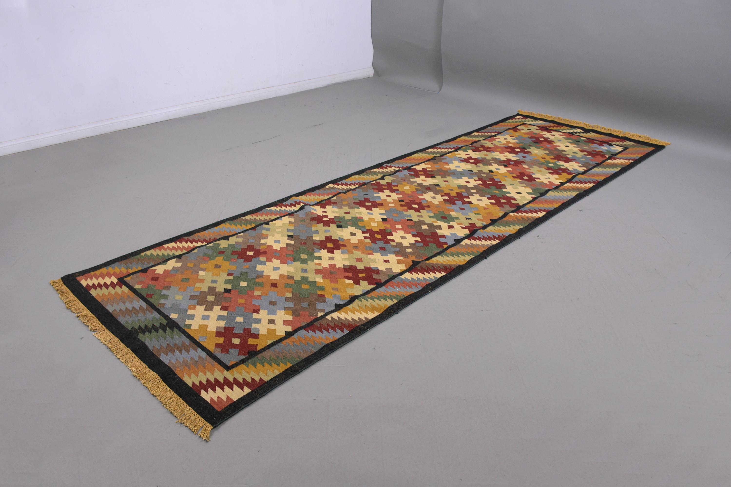 Early 1900s Multicolor Symmetrical Pattern Textile Rug For Sale 1