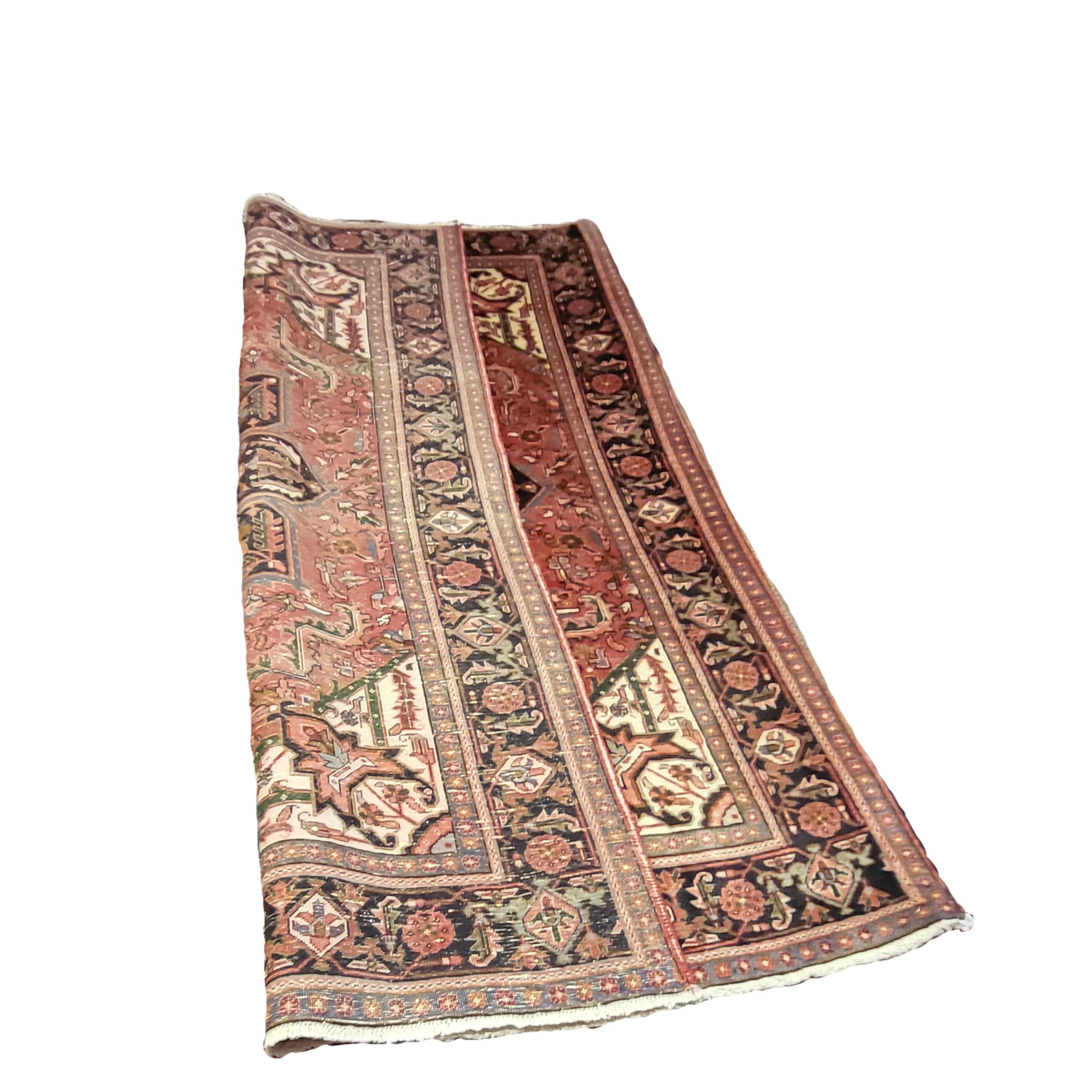 Hand-Knotted Semi Antique - Rust / Pink - Serapi Heriz - Tribal Persian Rug For Sale